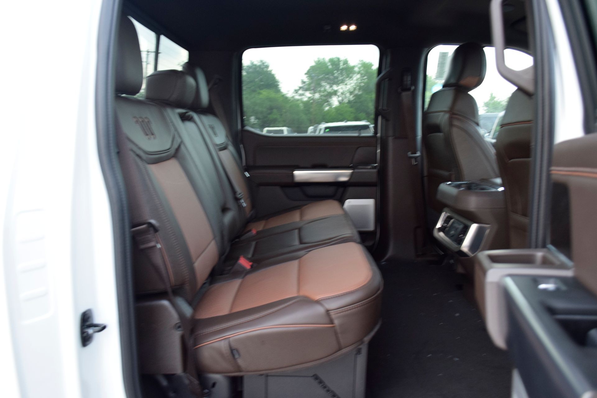 2026 Ford F-250SD King Ranch White at EAG Ford Navasota