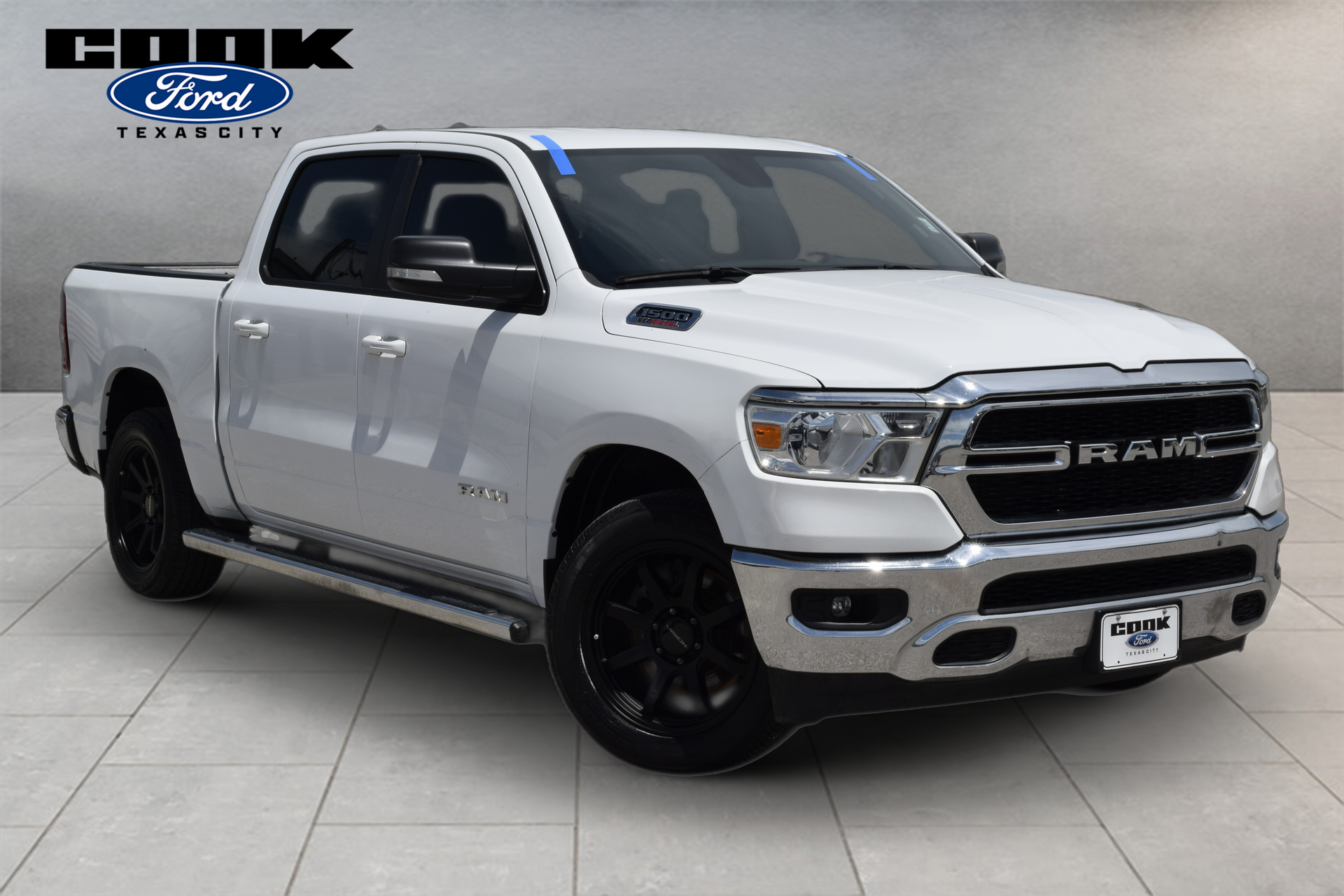 2022 Ram 1500 Big Horn/Lone Star White at River Oaks CDJR