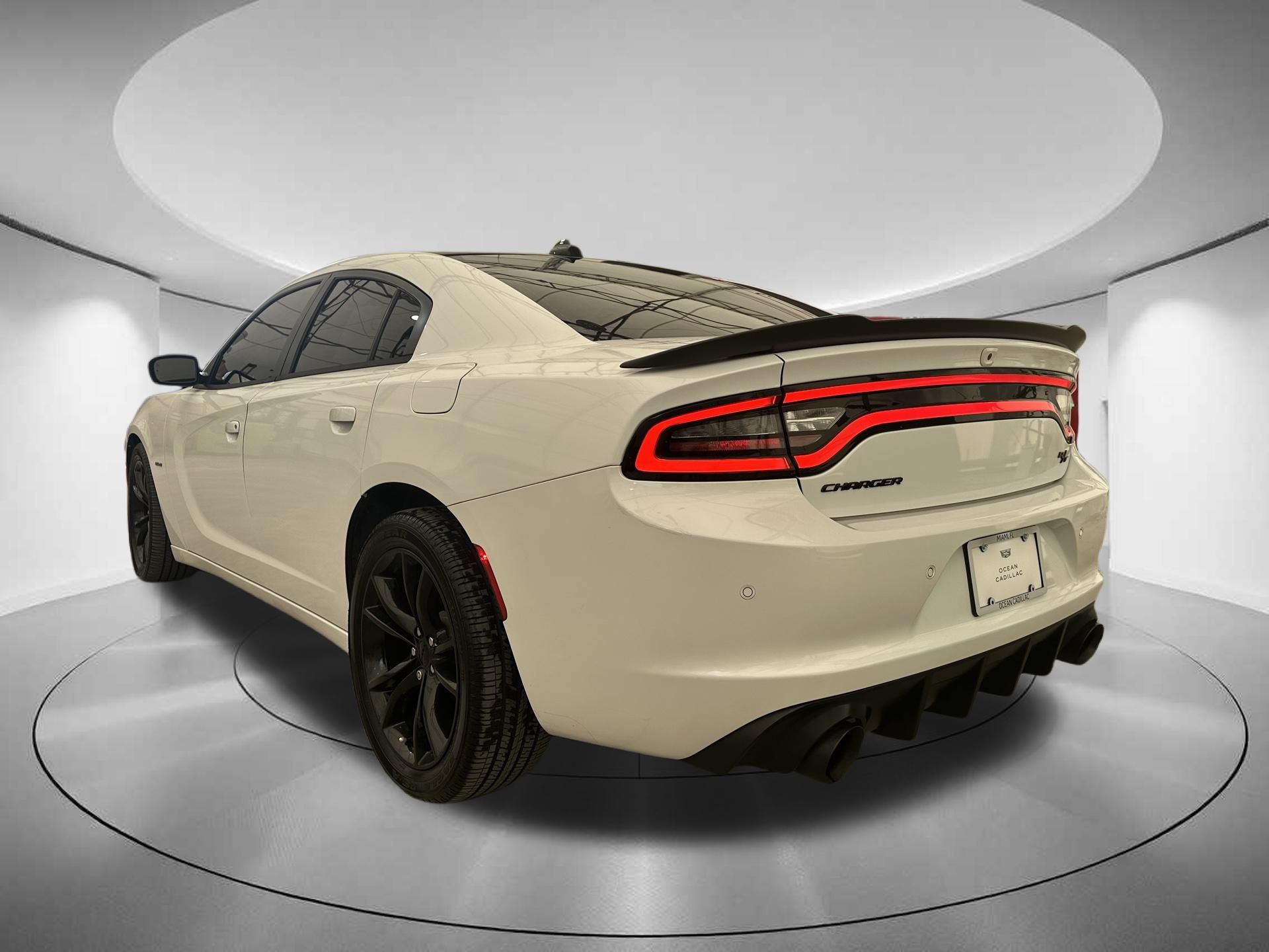 2016 Dodge Charger R/T 3