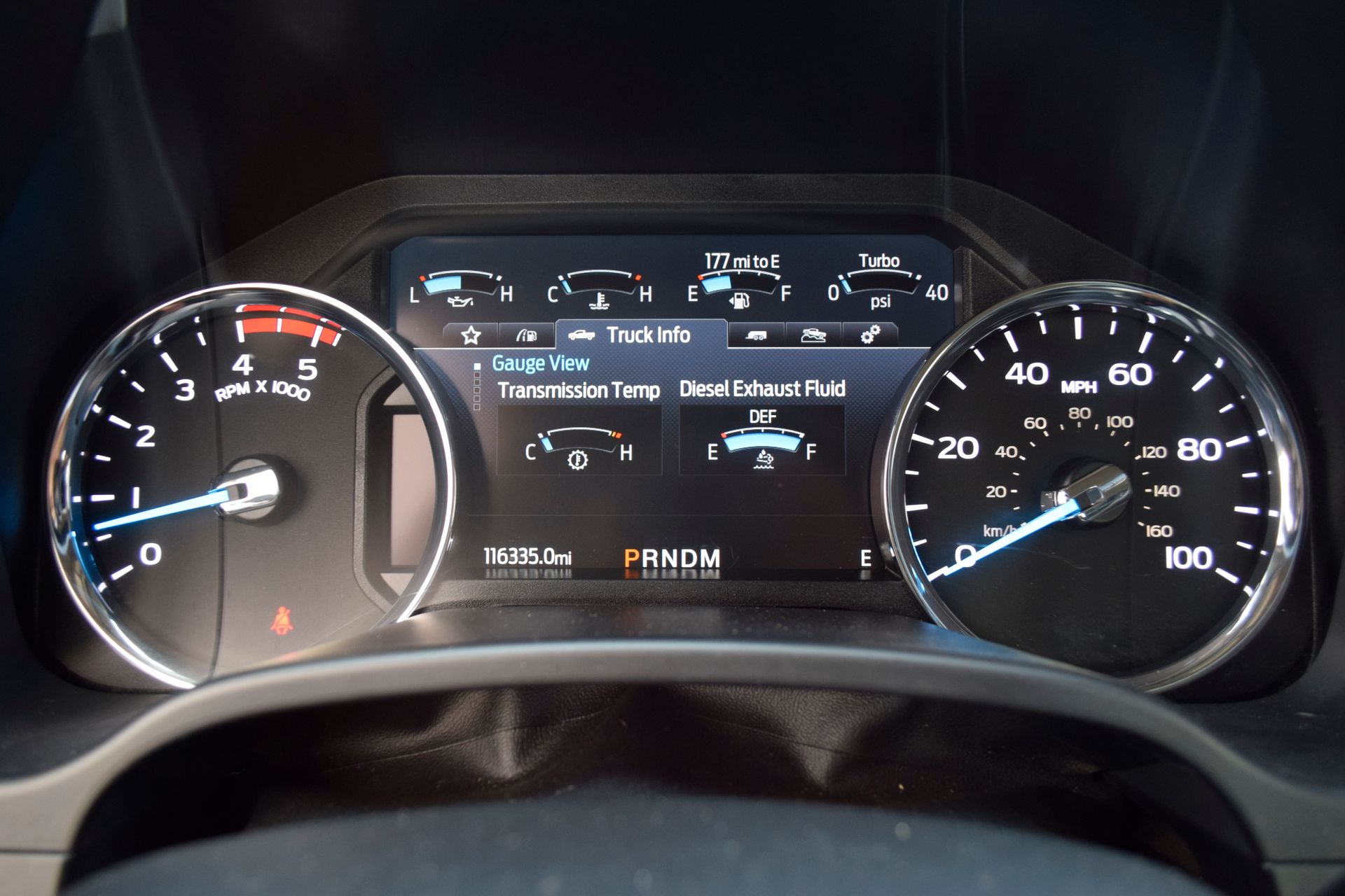 2021 Ford F-250SD Lariat White at Autostrade
