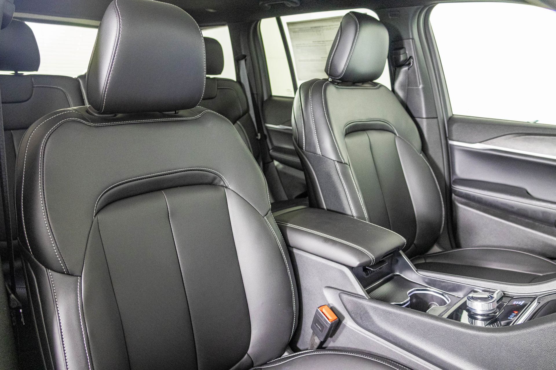 2025 JEEP GRAND CHEROKEE - Image 42