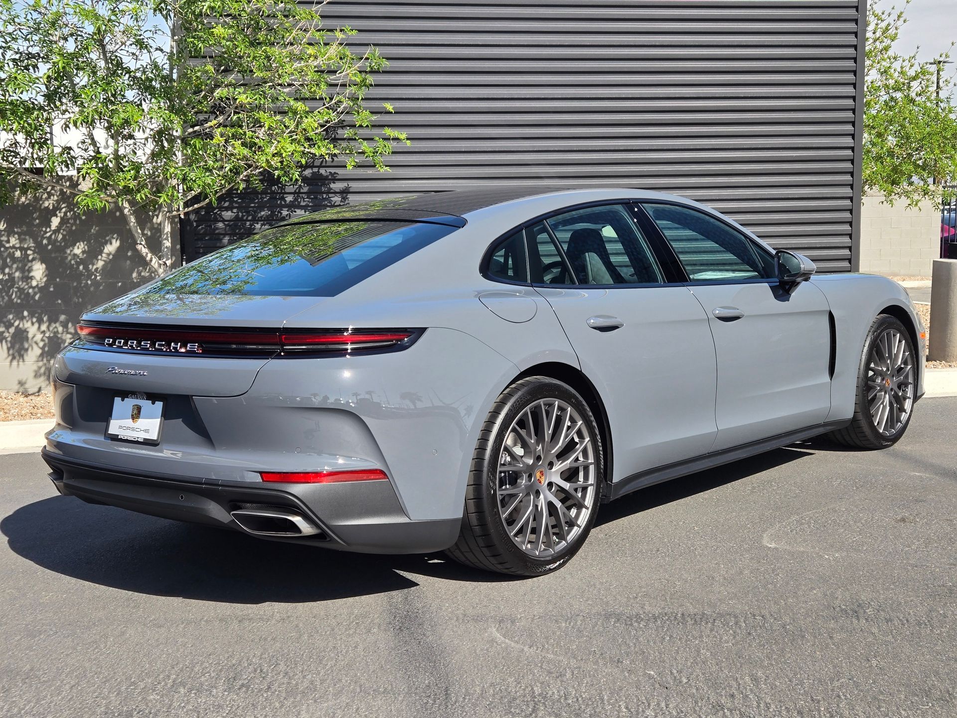 2025 Panamera picture #5