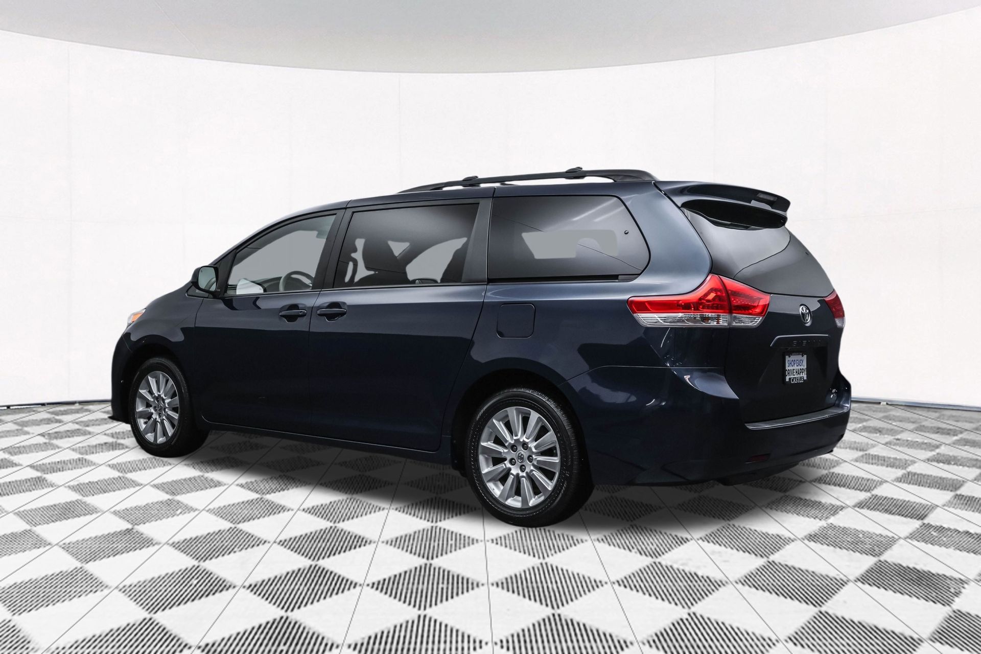 2012 TOYOTA SIENNA - Image 36