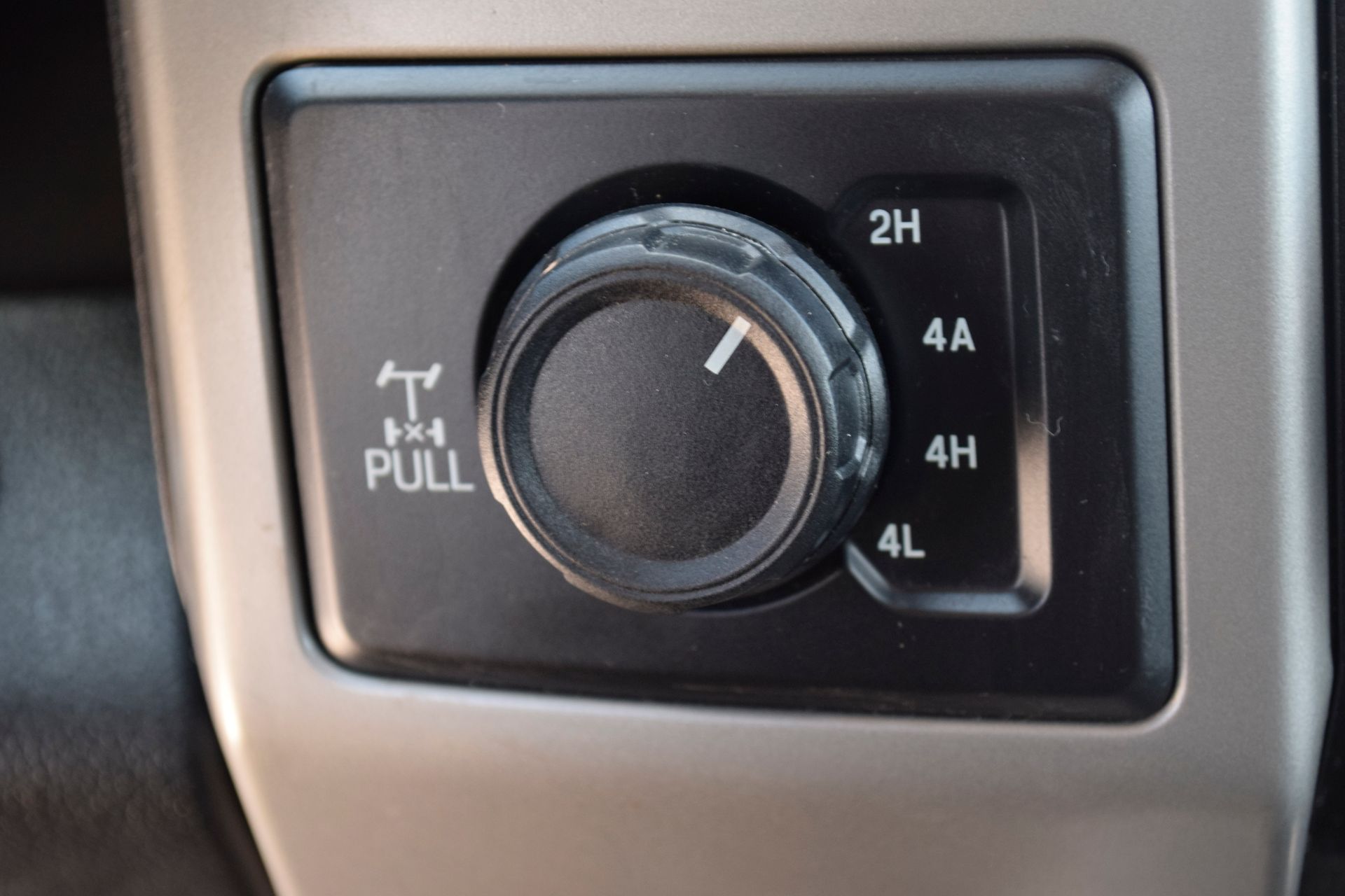 2020 Ford F-150 Lariat White at Community Kia