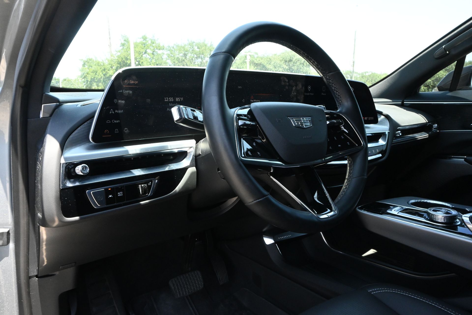 2024 Cadillac LYRIQ Luxury Silver at Ultimate Motorsports