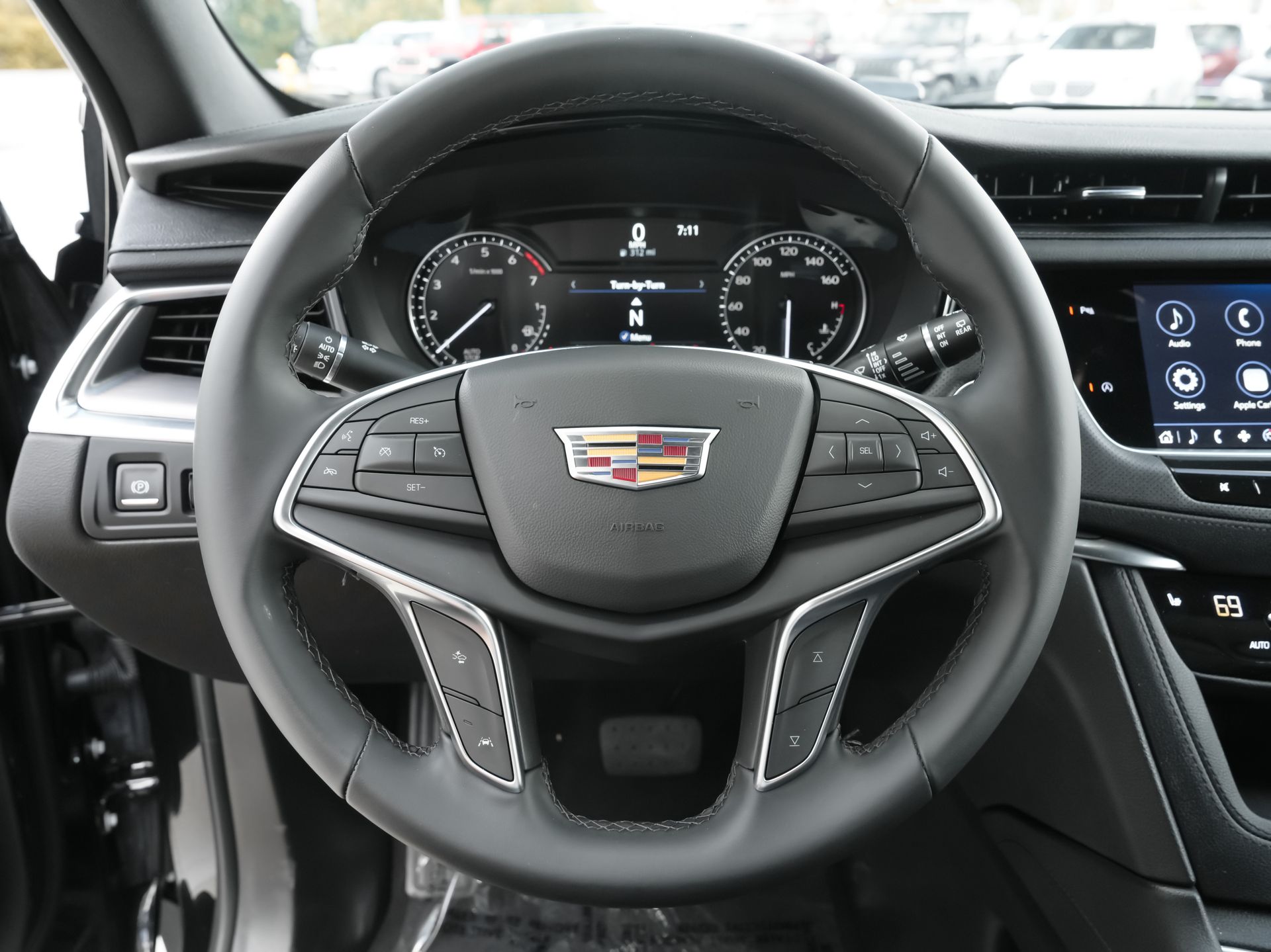 used 2025 Cadillac XT5 car, priced at $33,800
