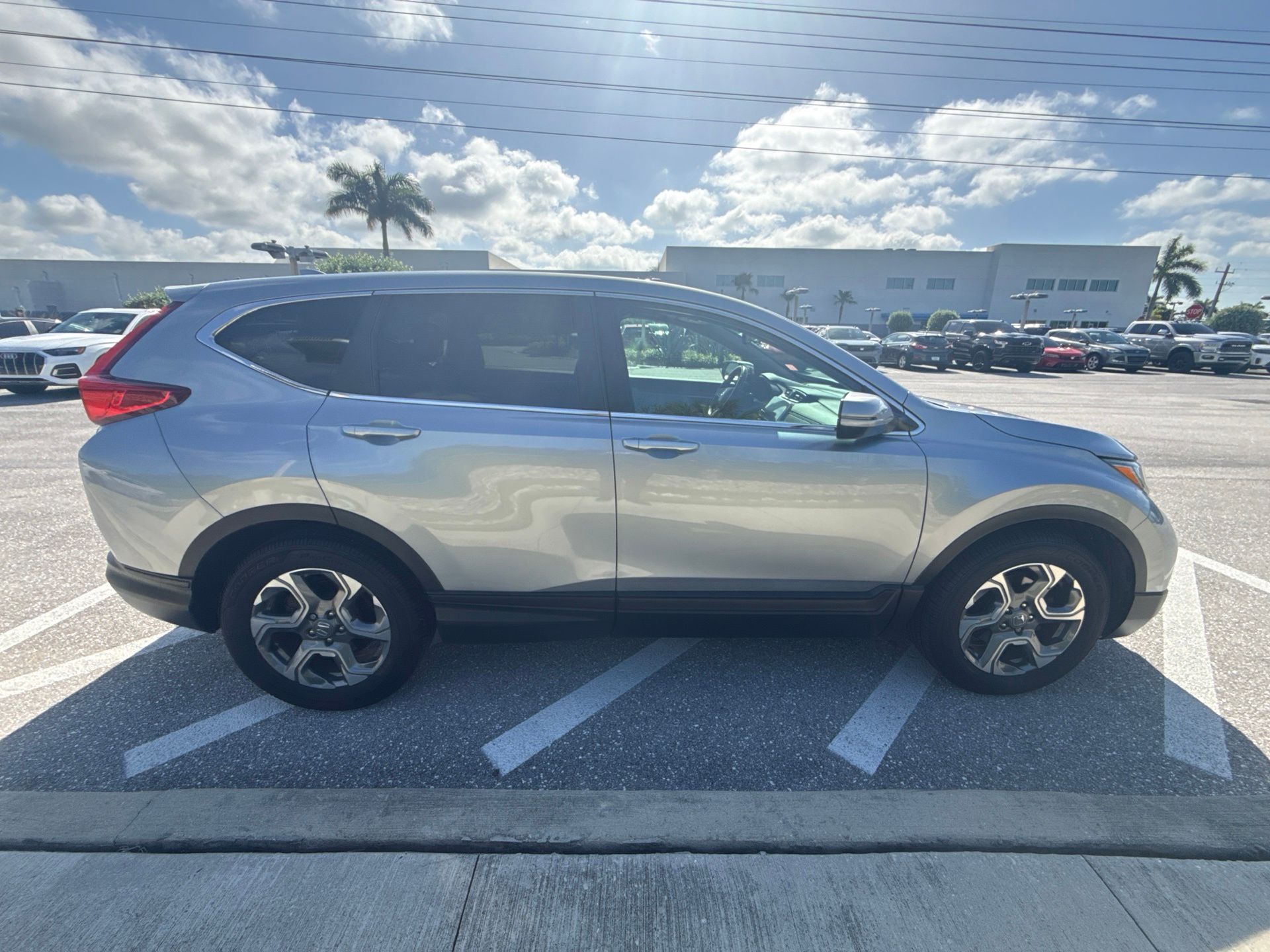 Certified Used 2019 Lunar Silver Metallic Honda EX-L image 6
