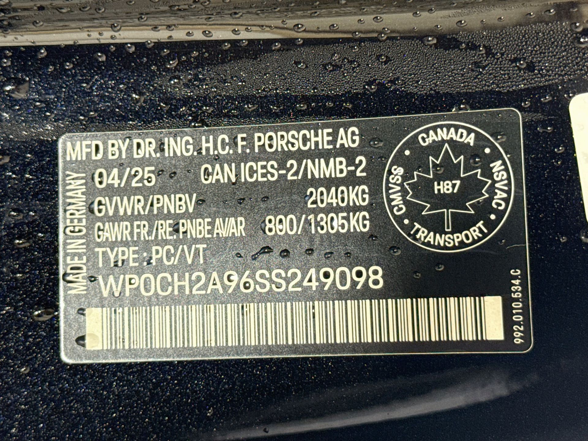 Used 2025 Jet Black Metallic Porsche Carrera S image 29