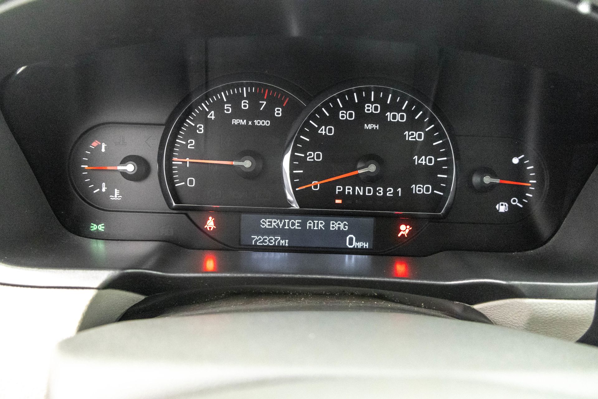 2011 CADILLAC DTS - Image 21