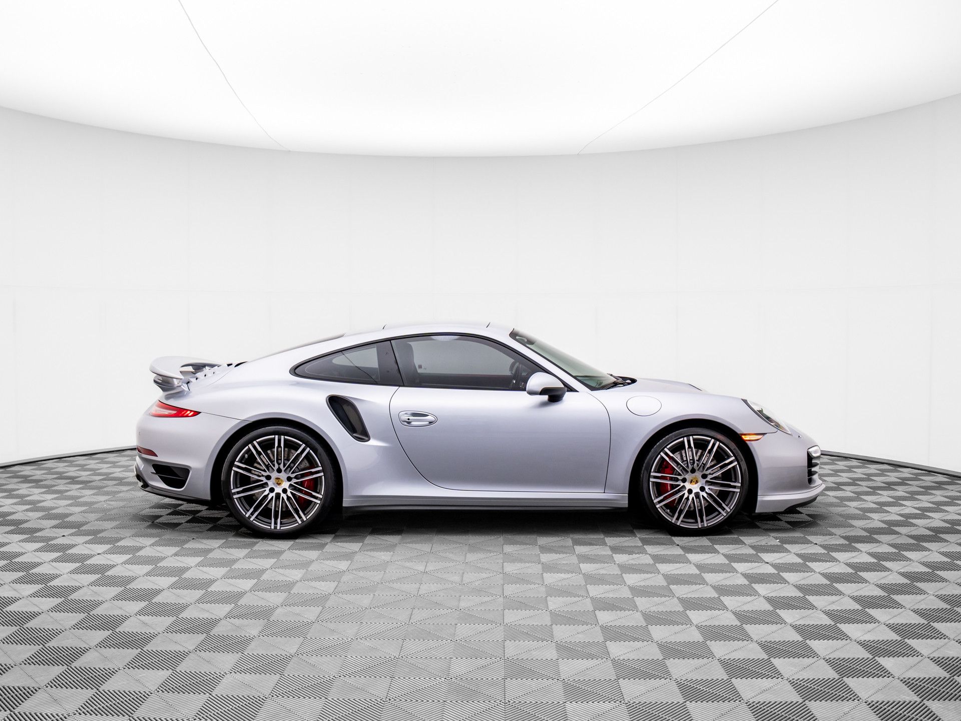 2015 Porsche 911 Turbo photo