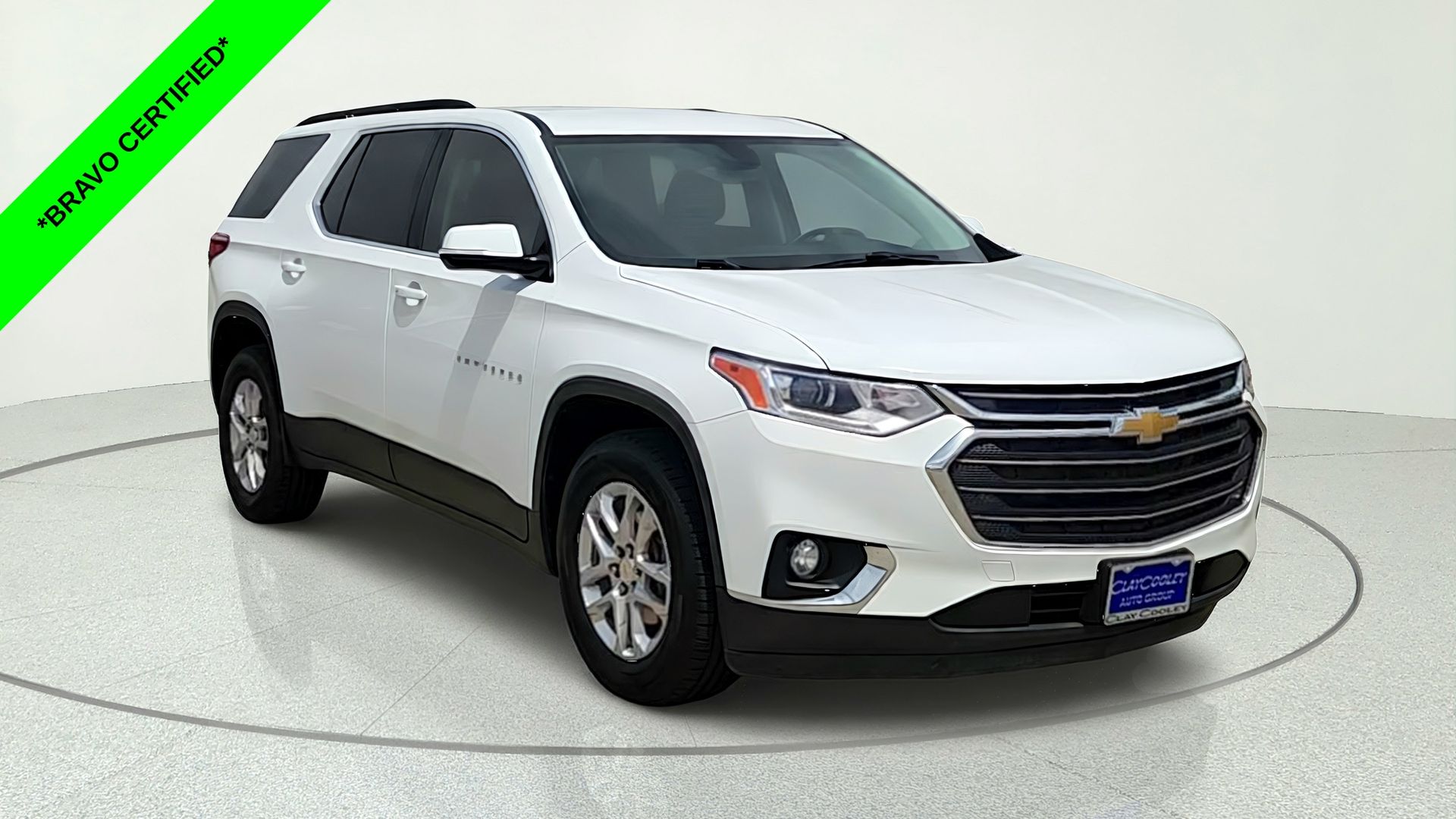 Summit White 2020 Chevrolet Traverse SUV / Crossover Front-Wheel Drive 9-Speed Automatic