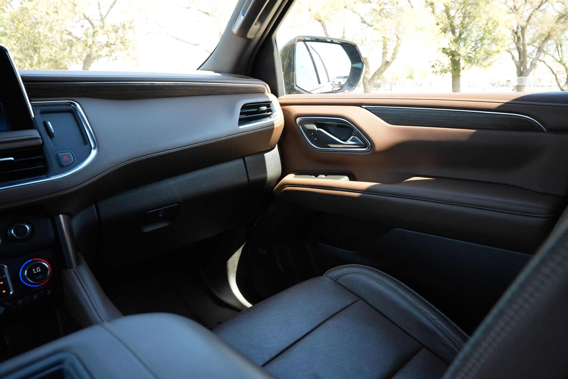 2023 Chevrolet Suburban High Country Black at Bayway Cadillac of The Woodlands