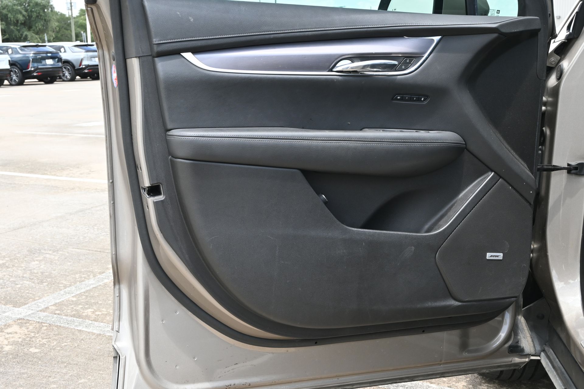2022 Cadillac XT6 Luxury Brown at Tom Peacock Cadillac