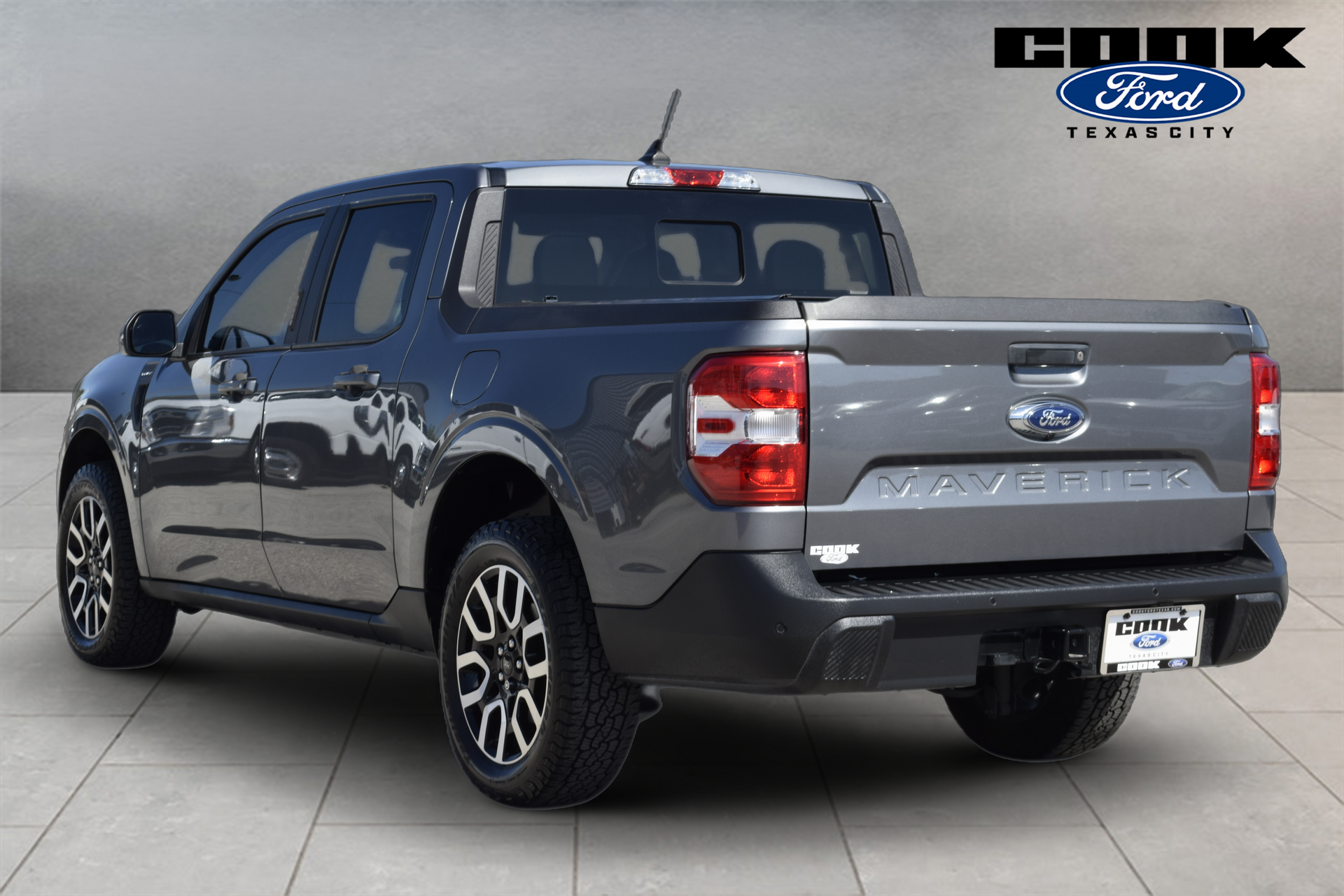 2022 Ford Maverick Lariat Gray at Legacy Ford