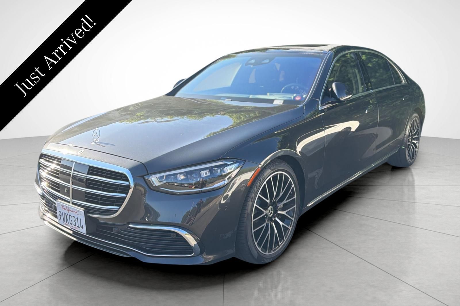 Graphite Gray Metallic 2022 Mercedes-Benz S-Class Sedan All-Wheel Drive 9-Speed Automatic