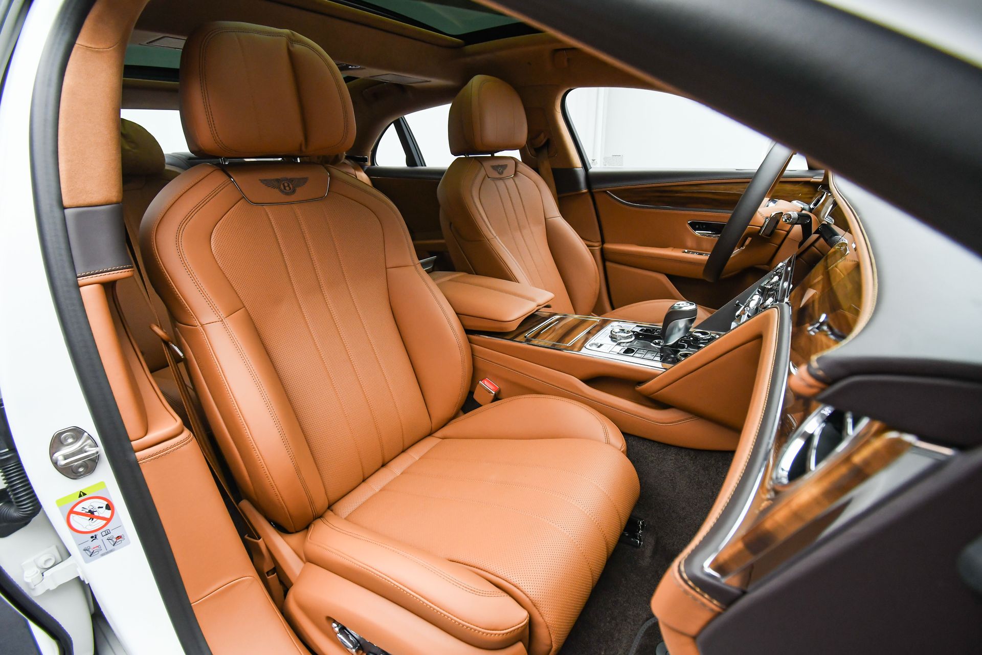2026 Bentley Flying Spur - Photo 17