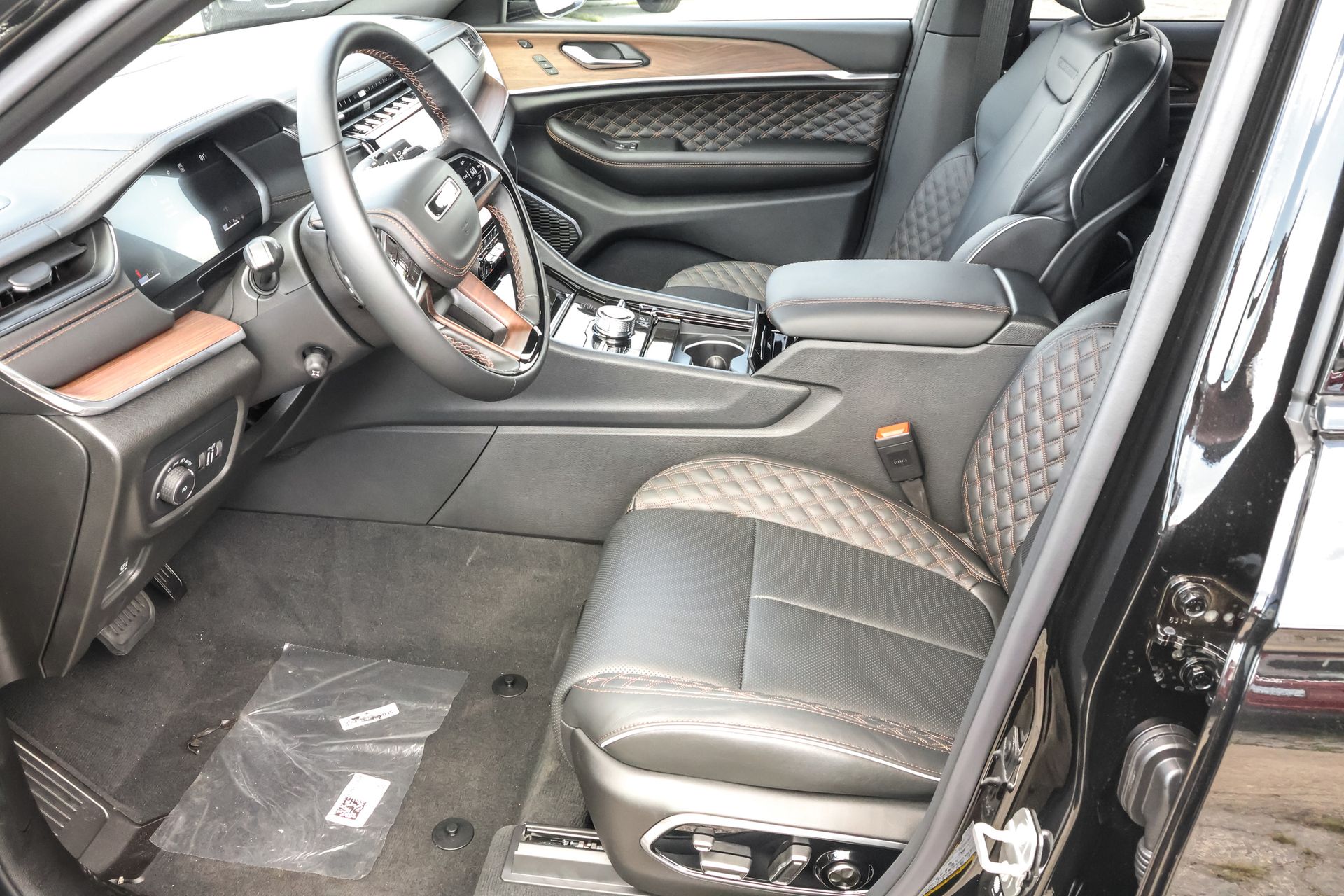 2025 JEEP GRAND CHEROKEE - Image 5