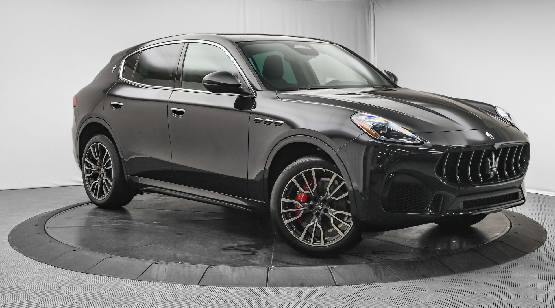 2025 Maserati Grecale Base