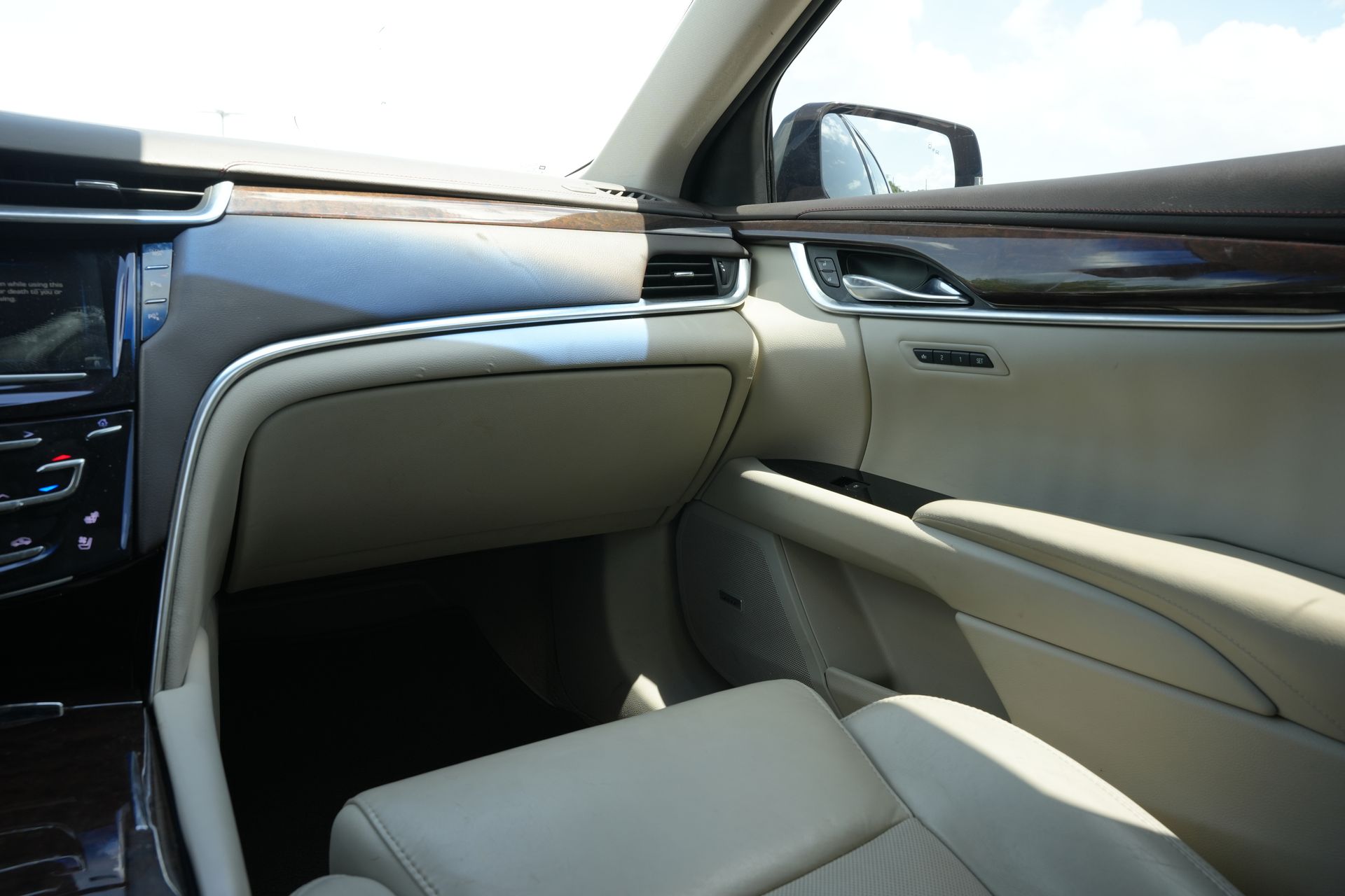 2016 Cadillac XTS Luxury Black at Tom Peacock Cadillac