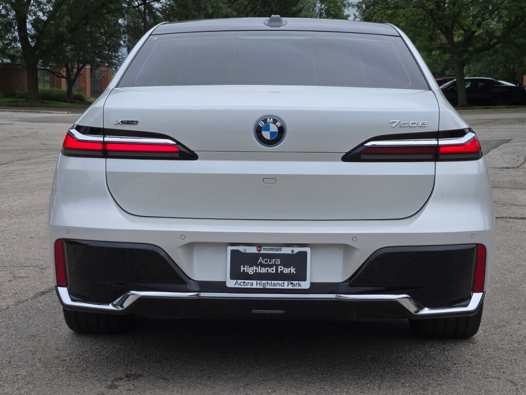 2024 Bmw 750e 750e xDrive photo 9