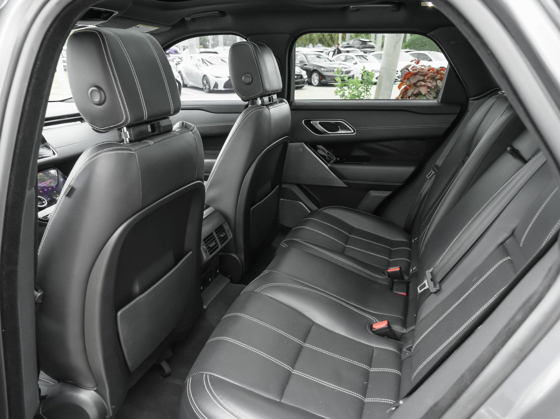 used 2019 Land Rover Range Rover Velar car, priced at $22,000