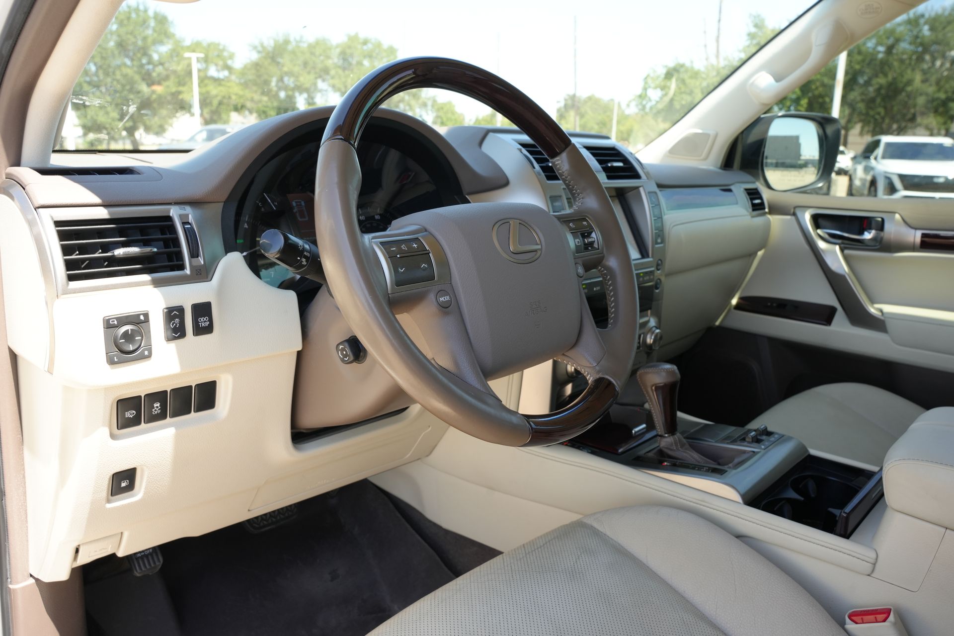 2019 Lexus GX 460  at Autostrade