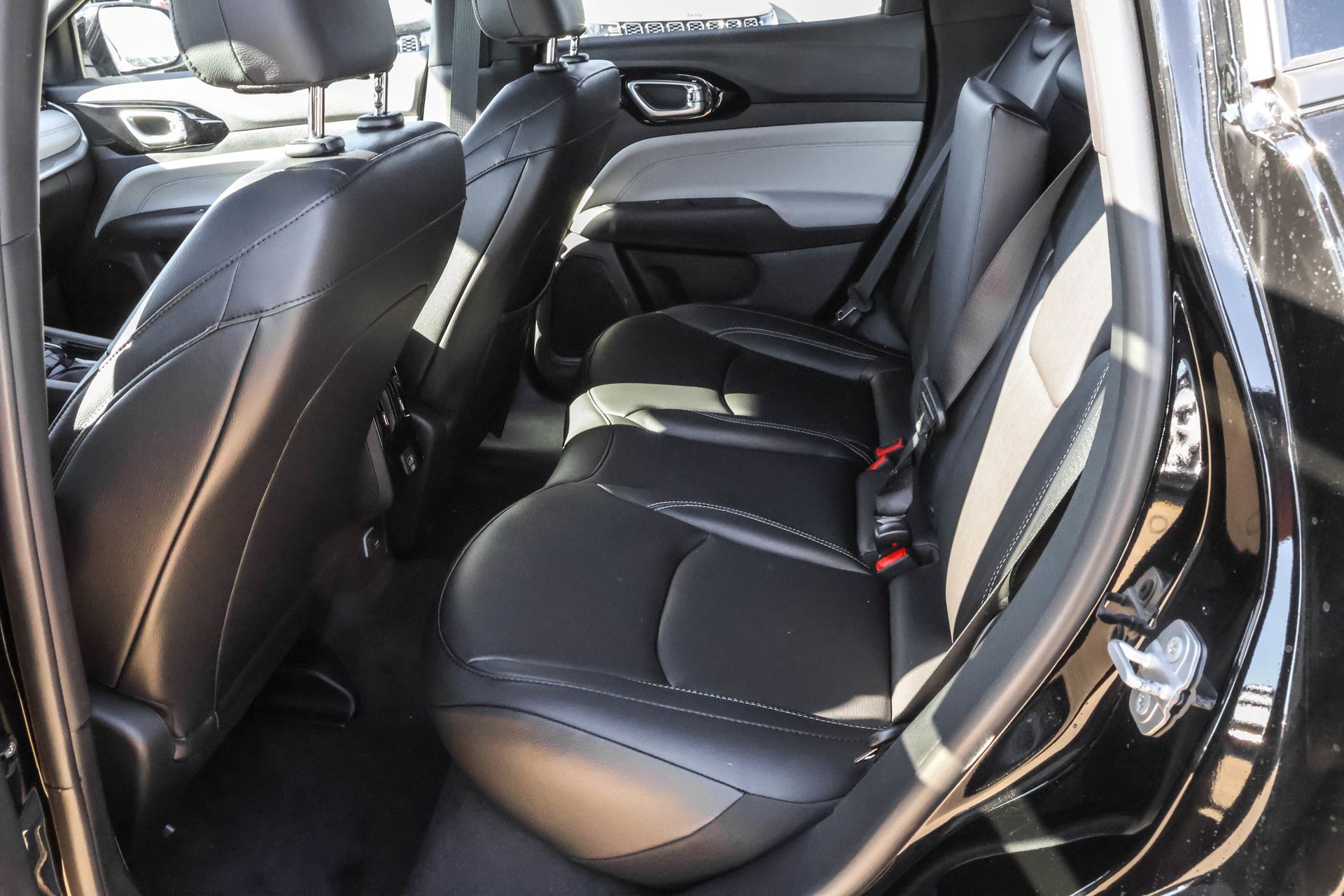 2026 Jeep Compass Limited - Photo 13