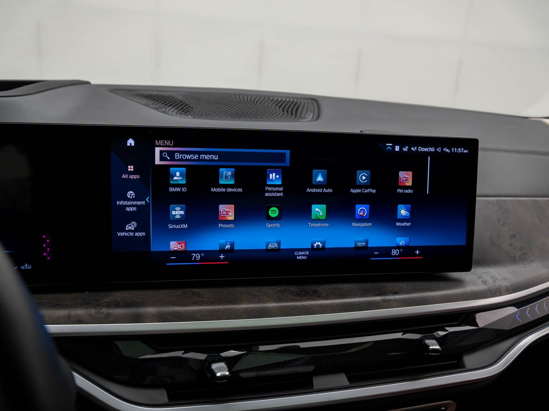 2023 BMW X7 xDrive40i photo