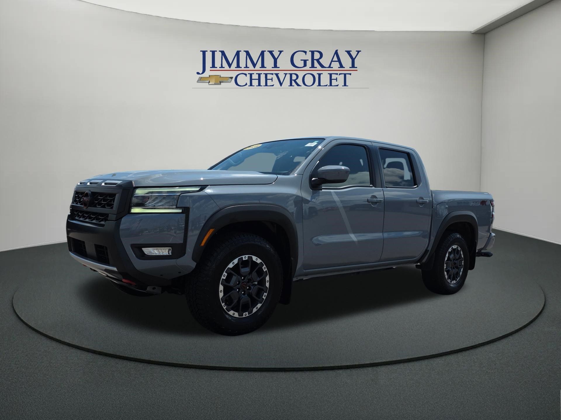 Boulder Gray Pearl 2025 Nissan Frontier Pickup Truck Four-Wheel Drive 9-Speed Automatic Overdrive
