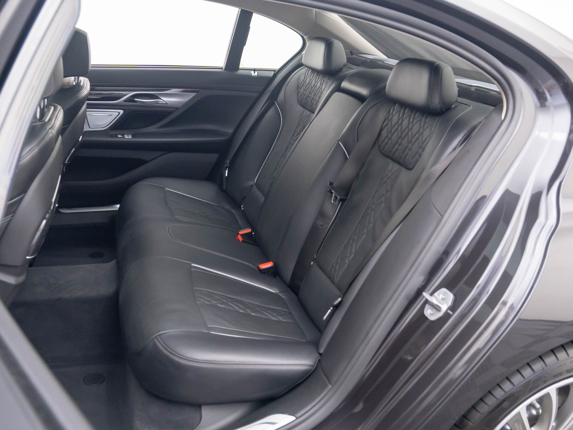 2022 BMW 7-Series 750i xDrive photo