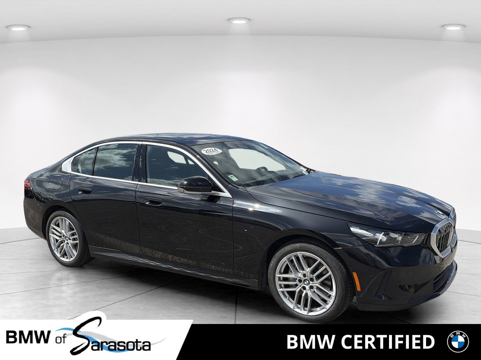 Black Sapphire Metallic 2024 BMW 5 Series 540i xDrive AWD Sedan All-Wheel Drive 8-Speed Automatic