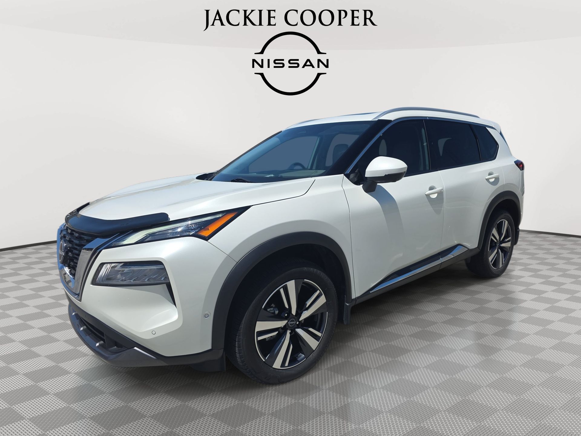 Pearl White Tricoat 2023 Nissan Rogue SUV / Crossover Front-Wheel Drive Continuously Variable Transmission
