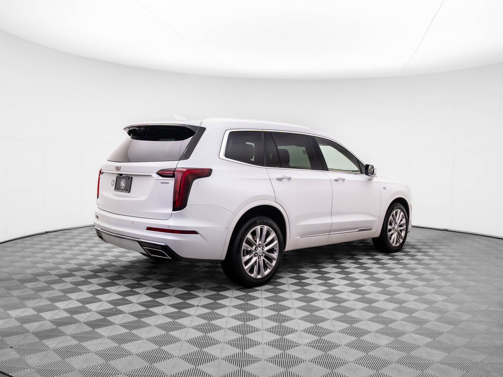 2022 Cadillac XT6 Premium Luxury photo