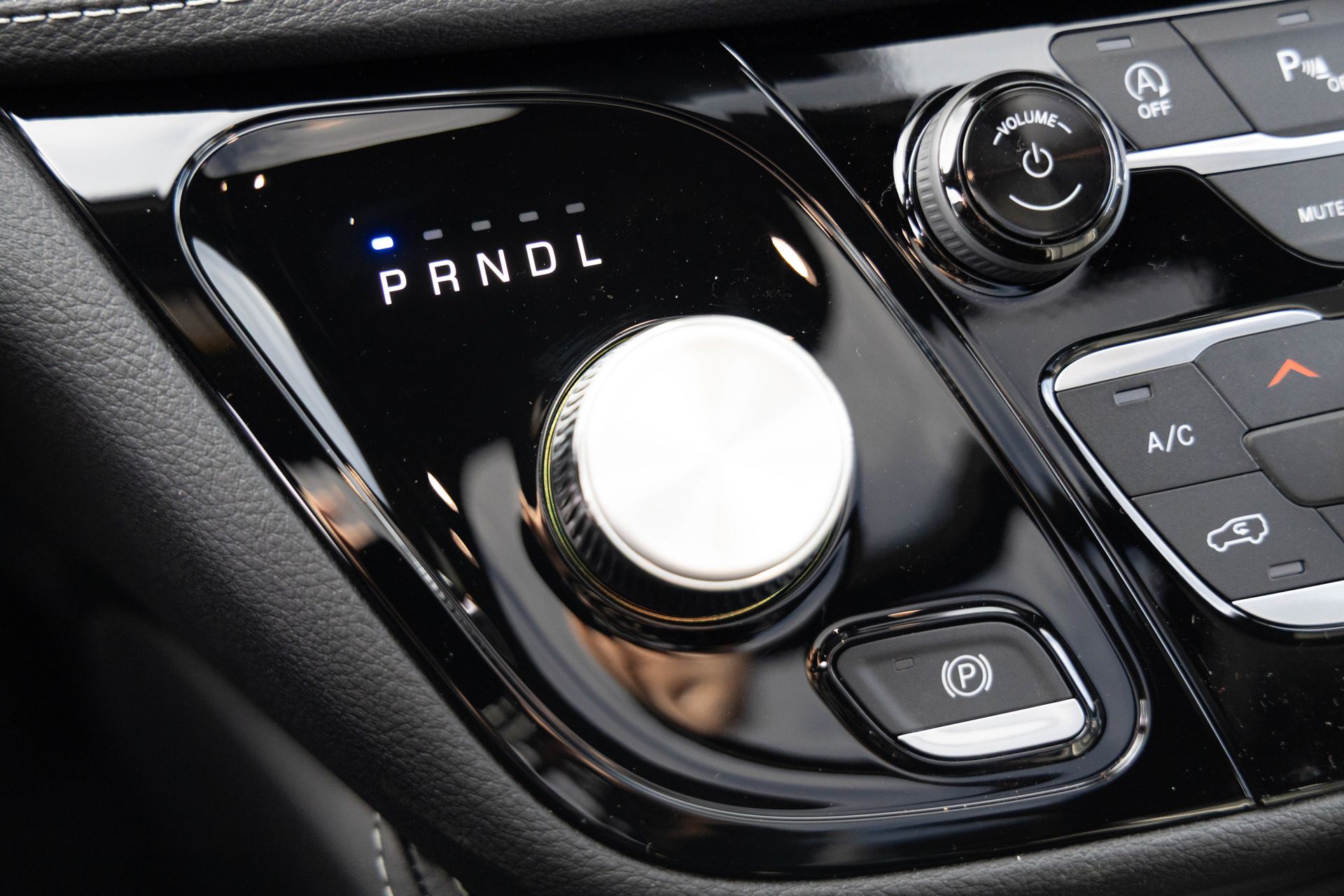 2026 CHRYSLER PACIFICA - Image 26