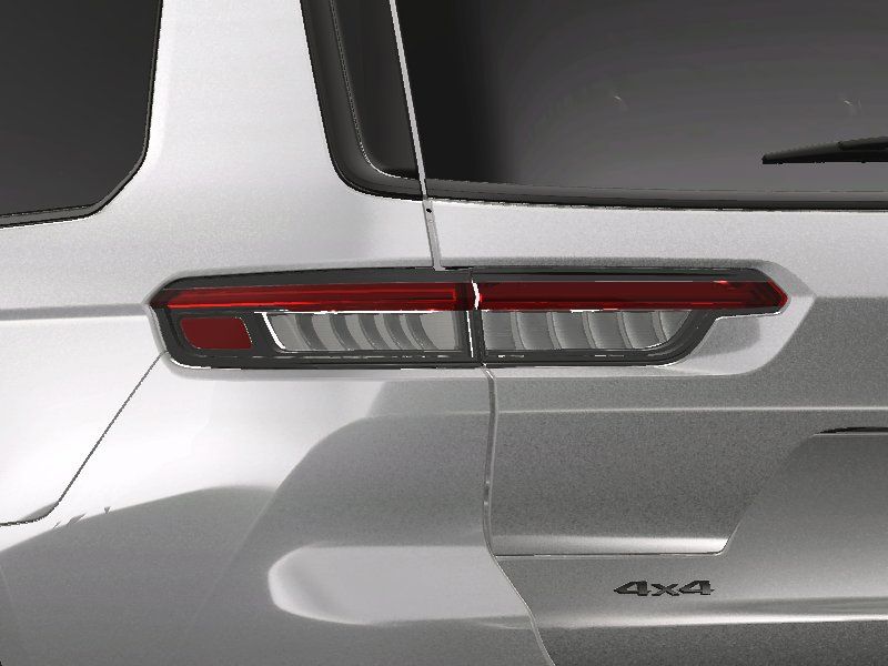 2025 JEEP GRAND CHEROKEE L - Image 18