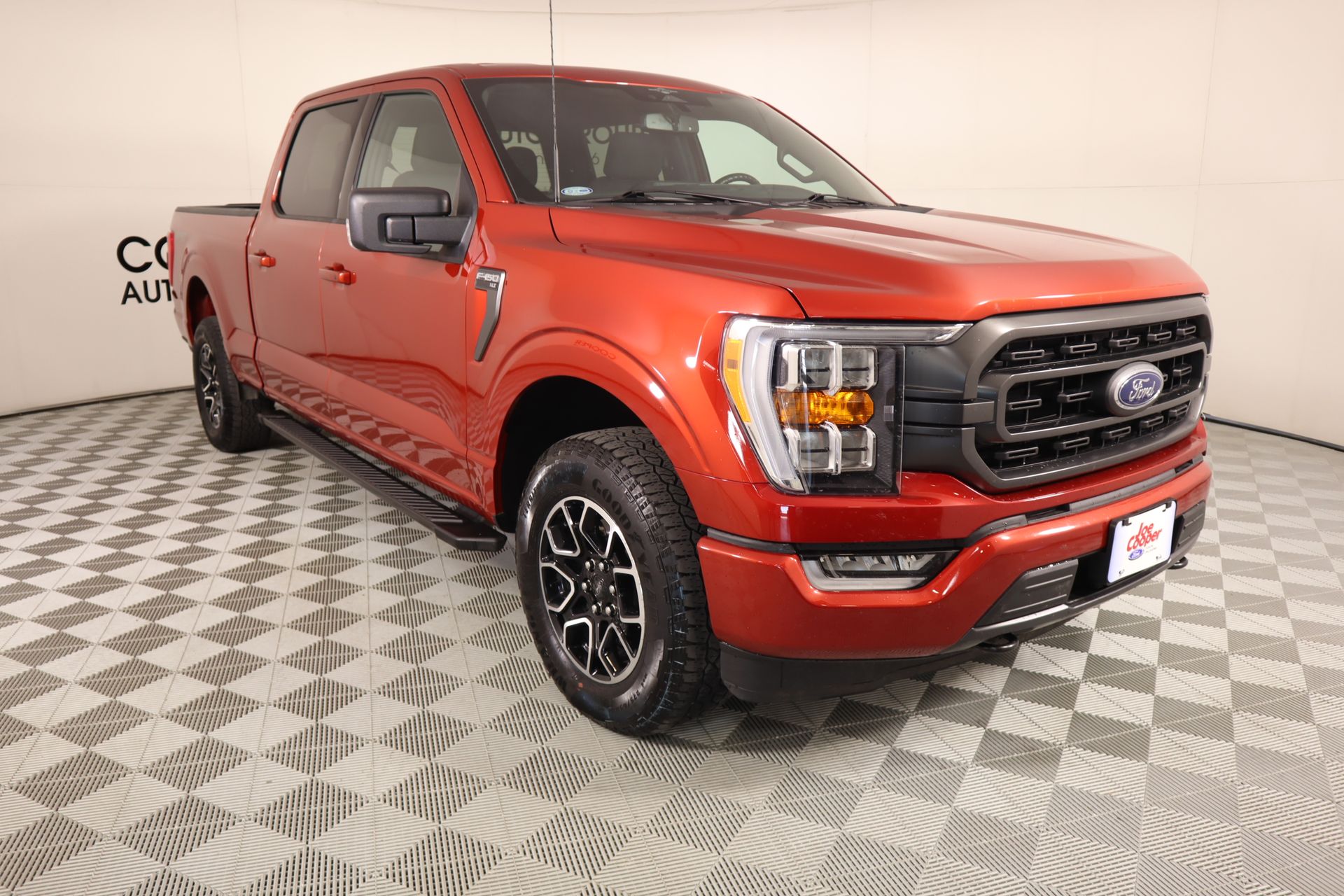 2023 Ford F-150 XLT SuperCrew 4WD