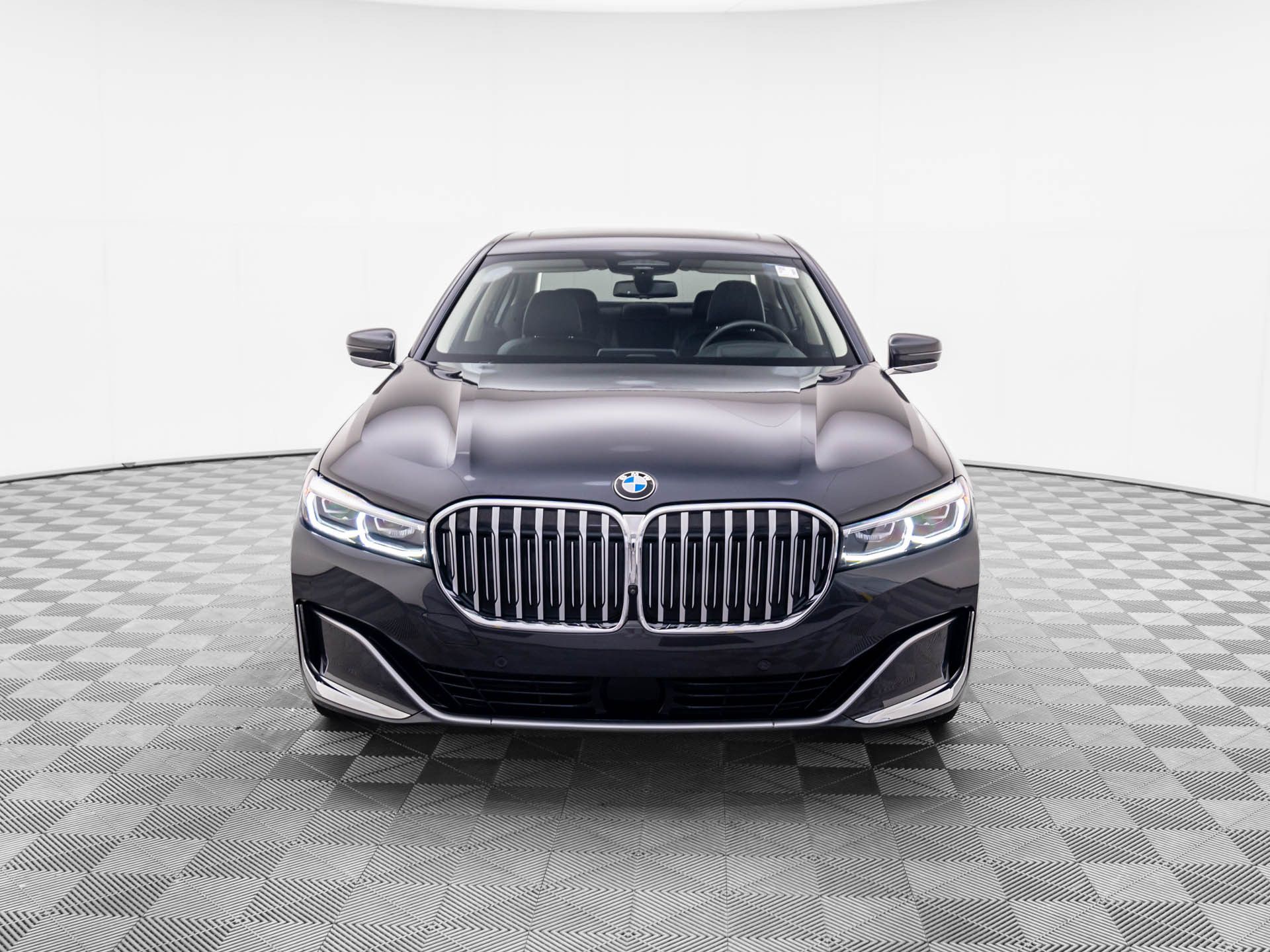 2022 BMW 7-Series 750i xDrive photo