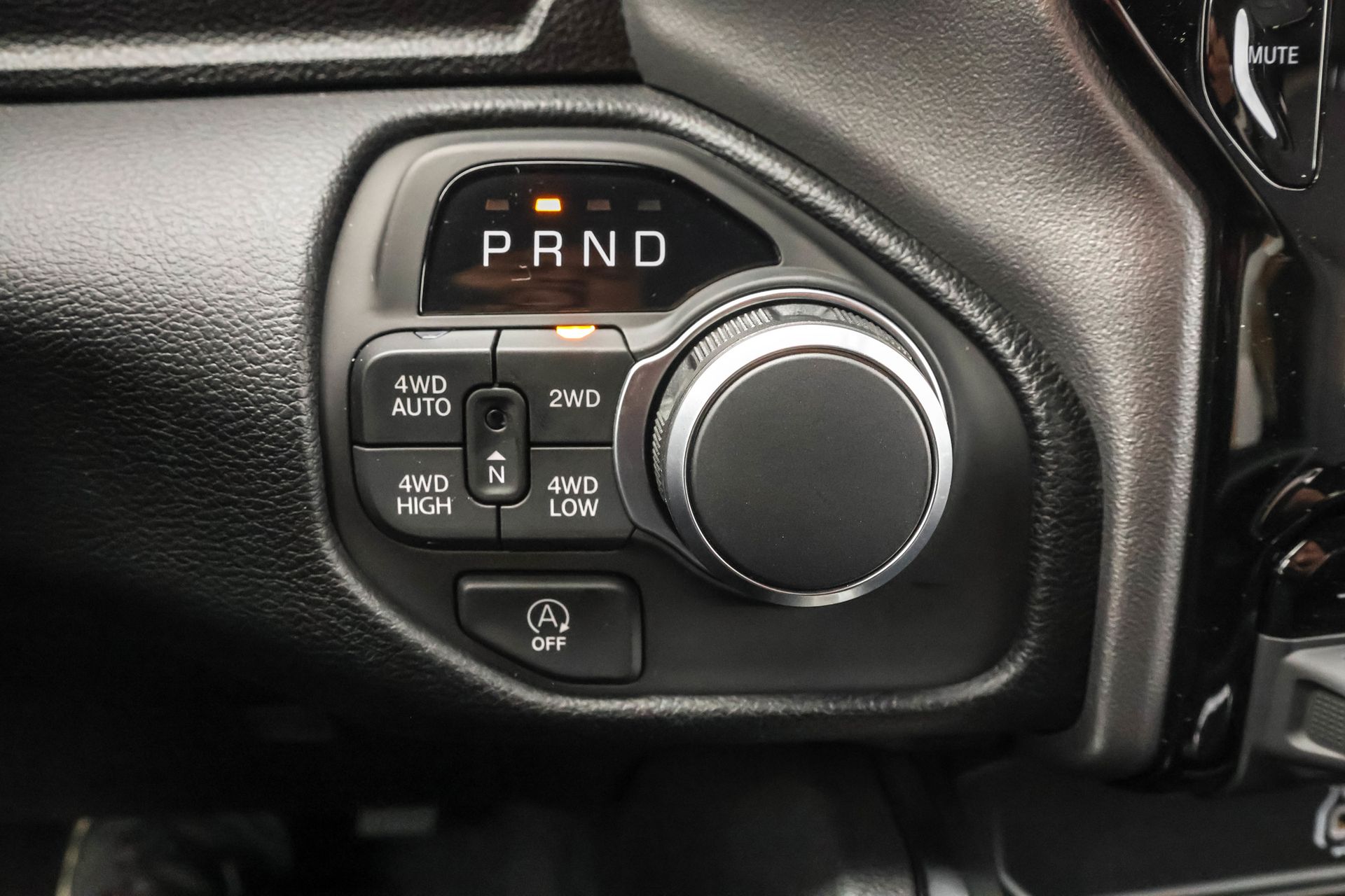 2026 RAM 1500 - Image 16