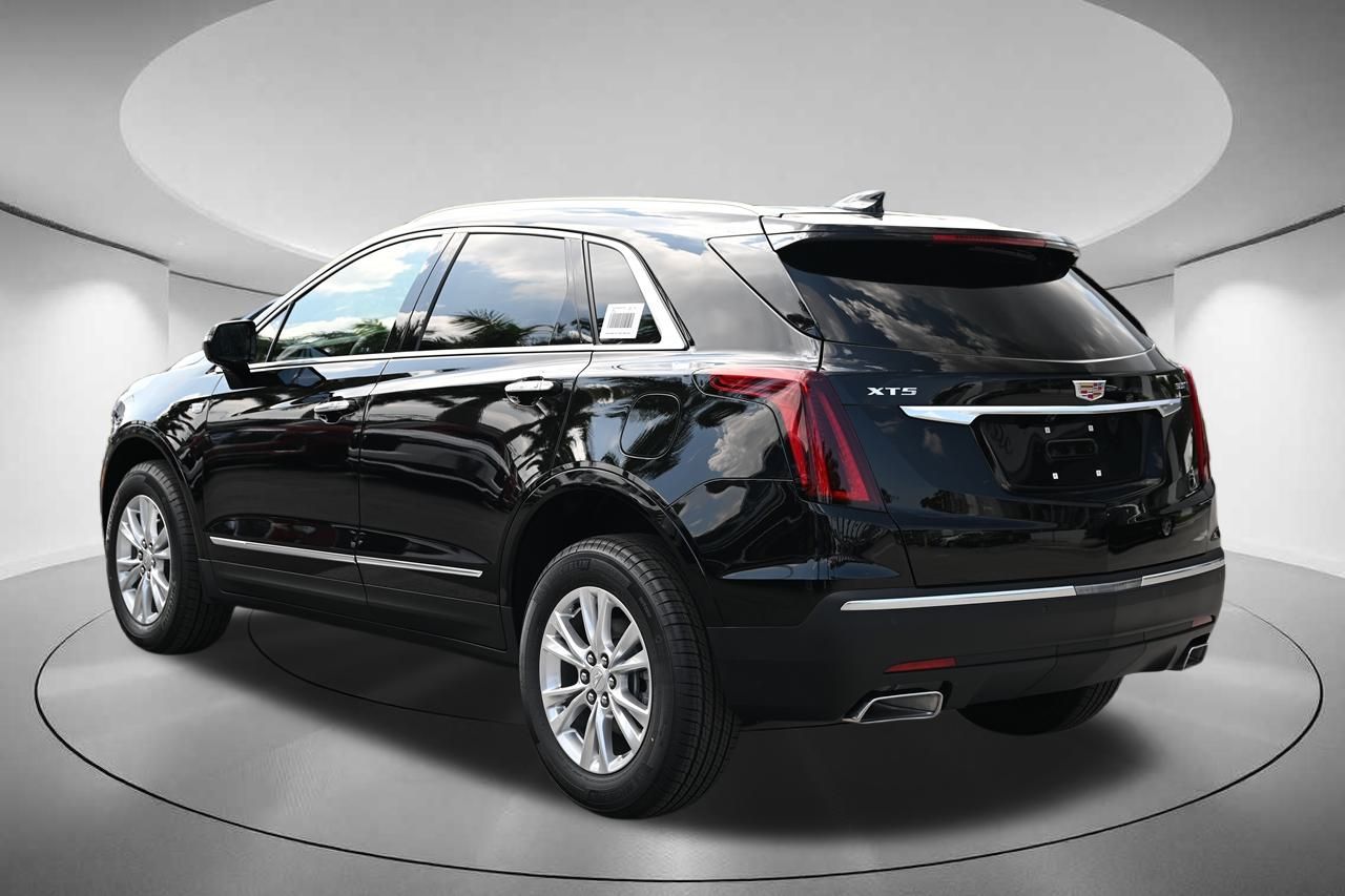 2024 Cadillac XT5 Luxury 3