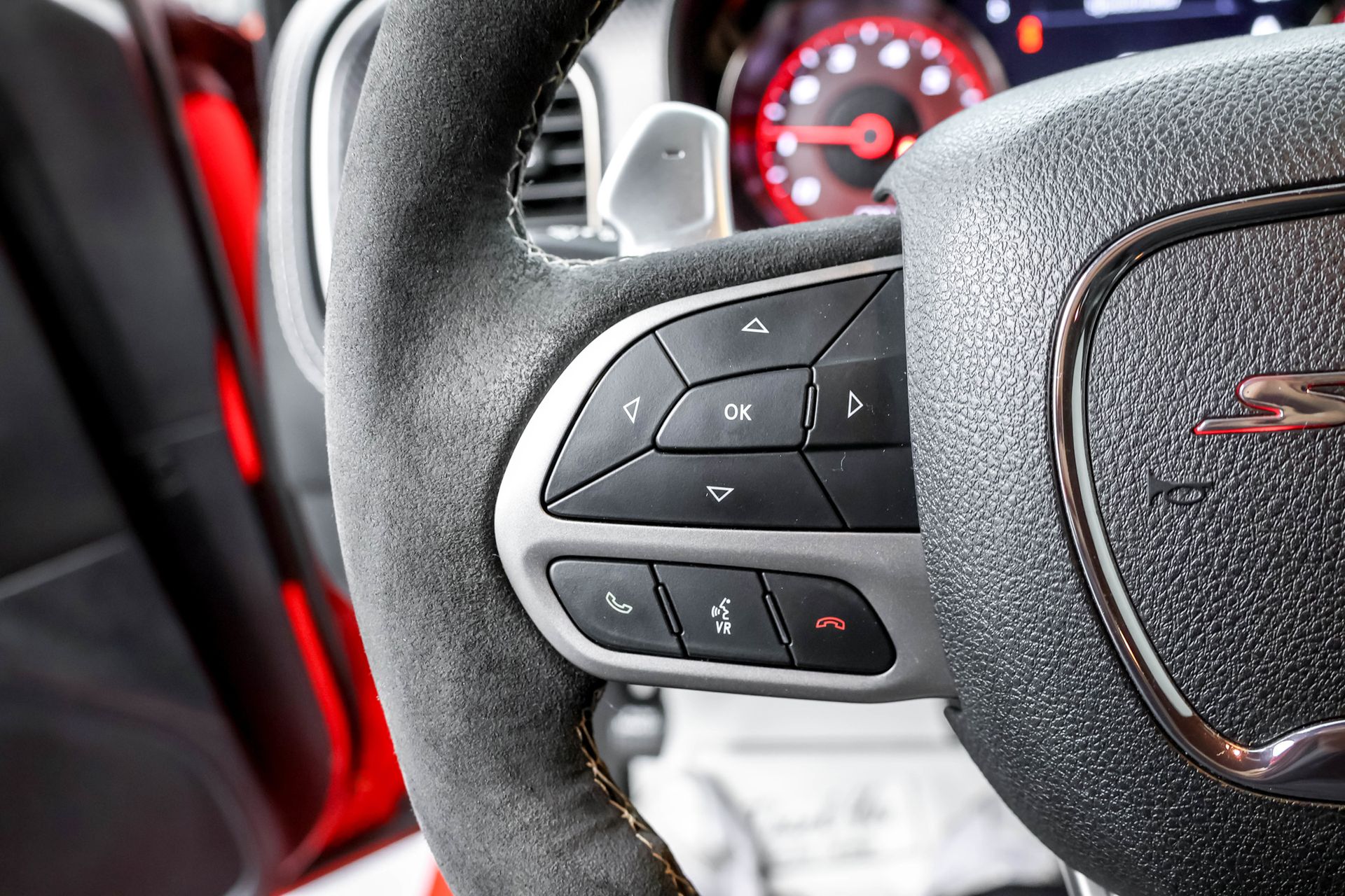 2022 DODGE CHARGER - Image 40