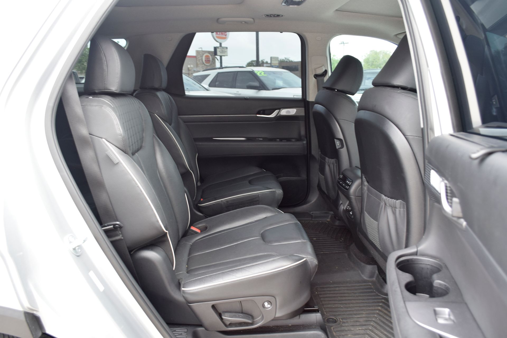 2023 Hyundai Palisade Limited Silver at Shottenkirk Kia Fort Bend