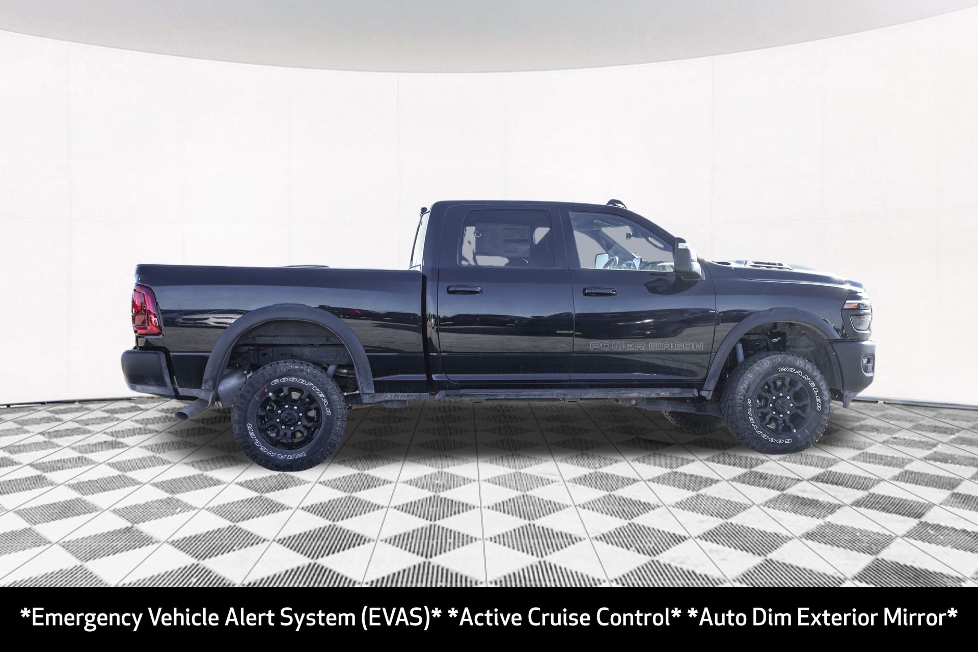 2025 RAM 2500 - Image 19