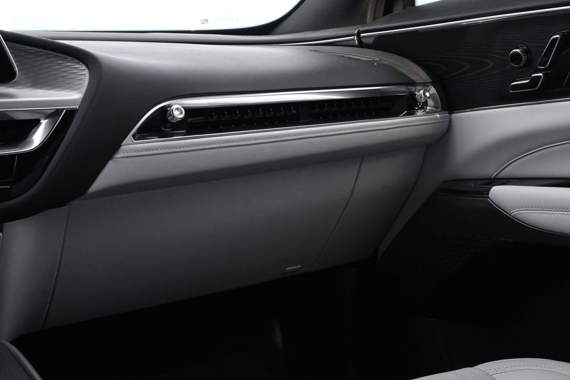 2024 Cadillac LYRIQ Luxury Green at Bayway Cadillac of The Woodlands