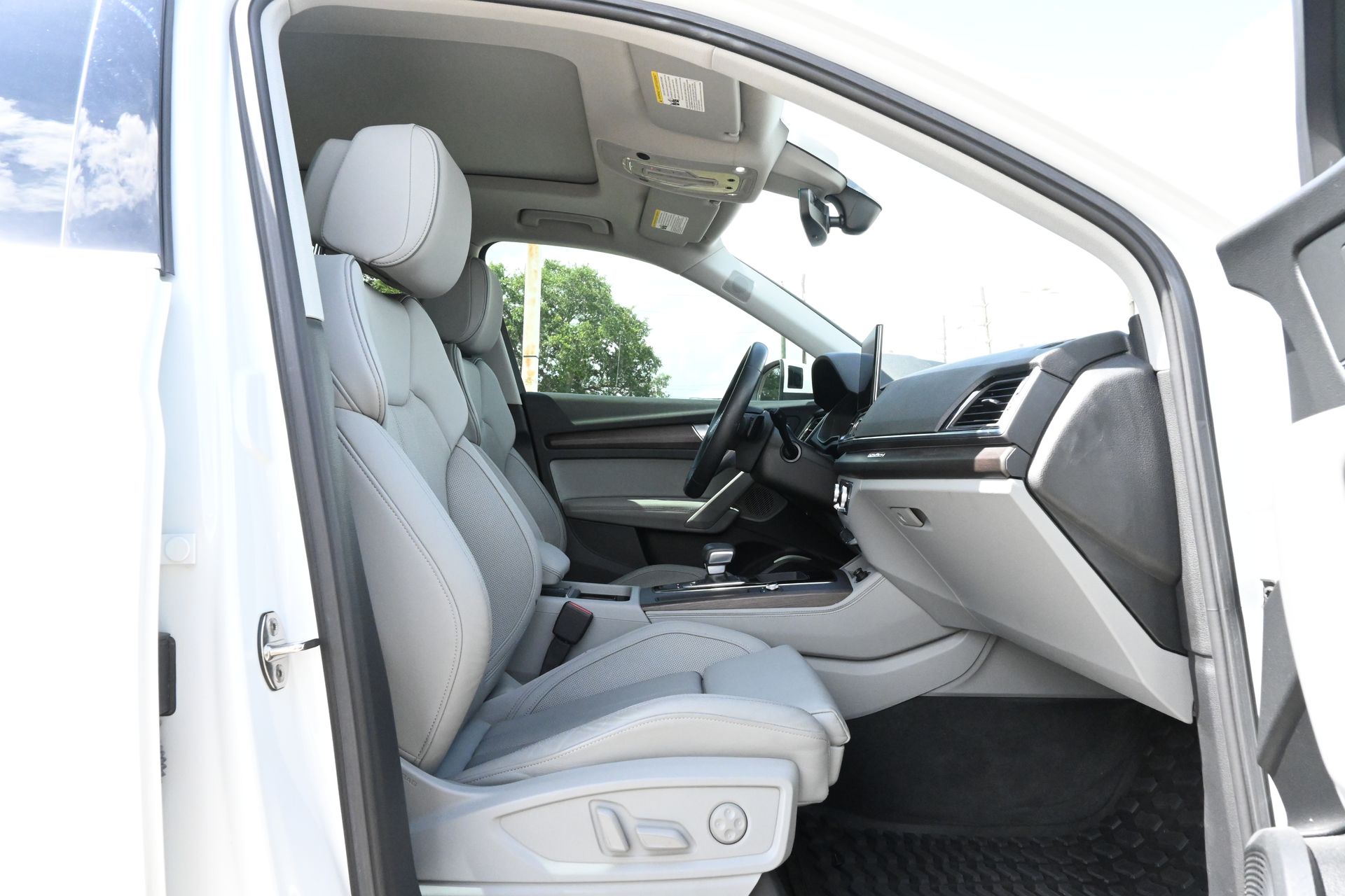 2021 Audi Q5 45 Prestige White at Genesis of Spring