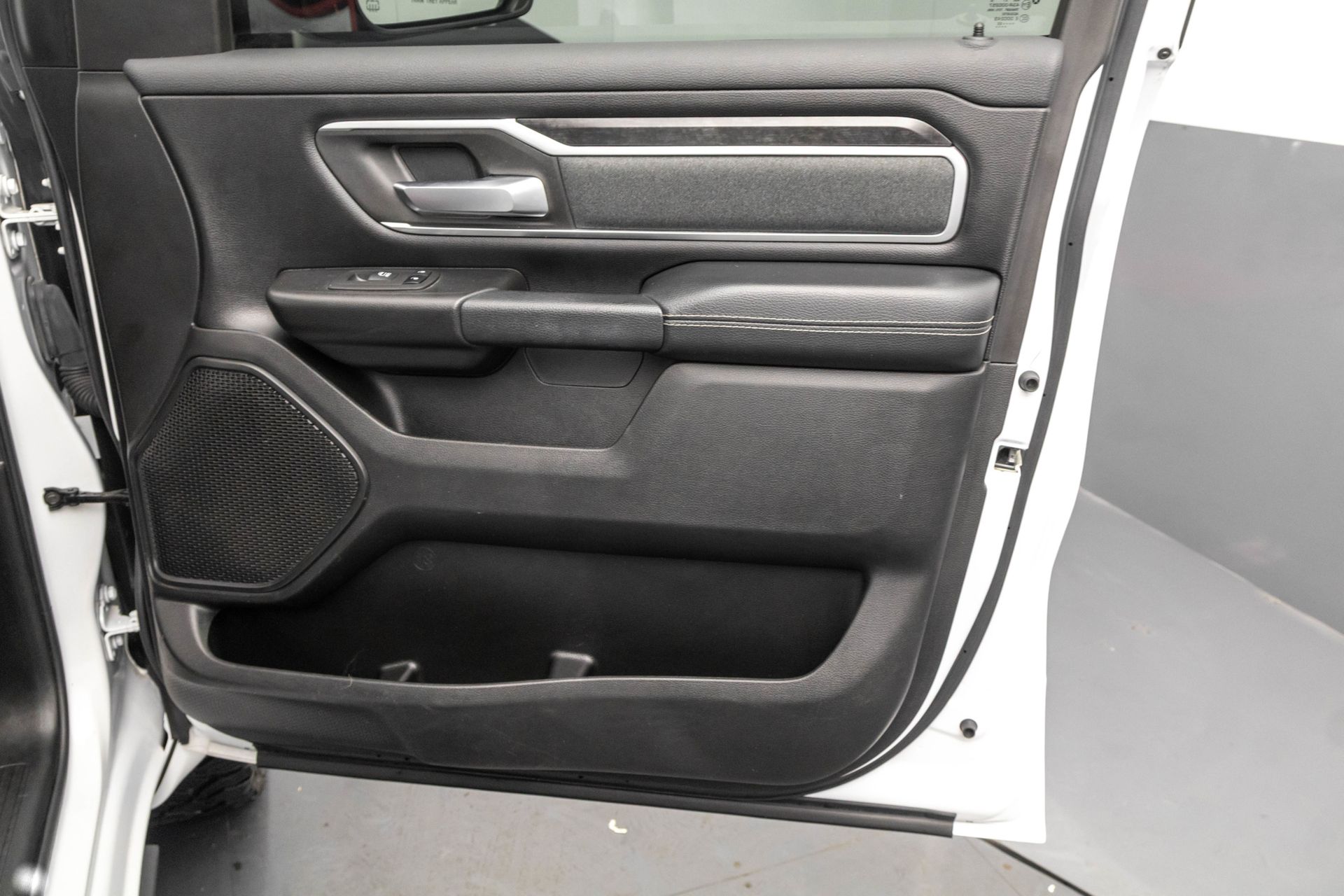 2022 RAM 1500 - Image 47