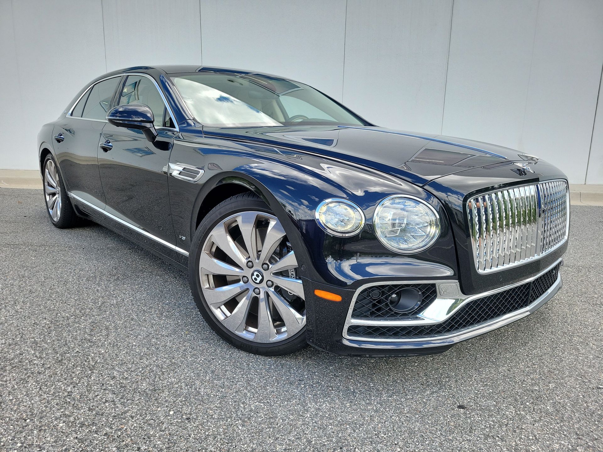 Onyx 2021 Bentley Flying Spur Sedan All-Wheel Drive 8-Speed Dual Clutch