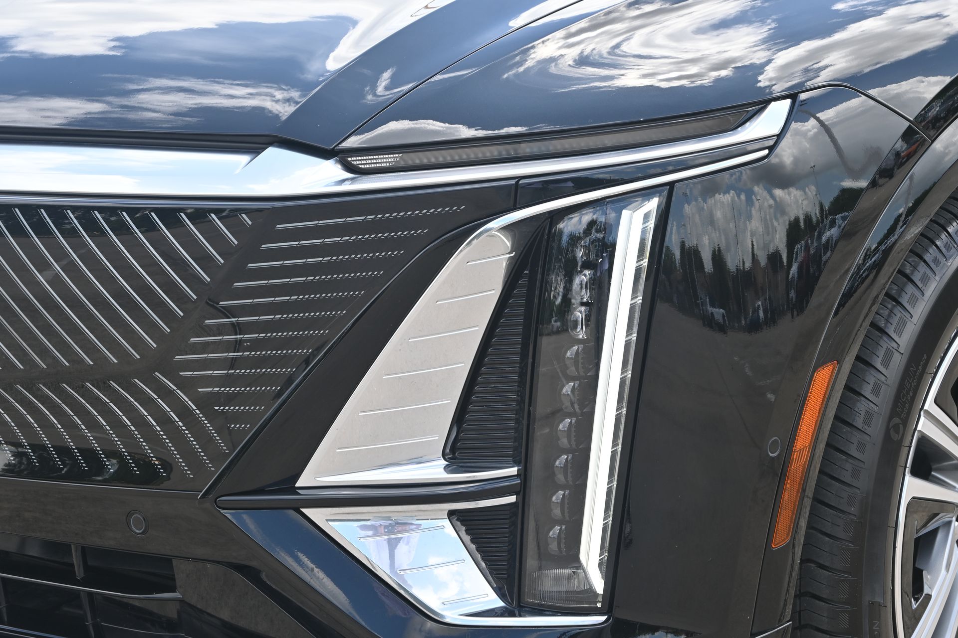 2025 Cadillac LYRIQ Luxury Black at Ultimate Motorsports