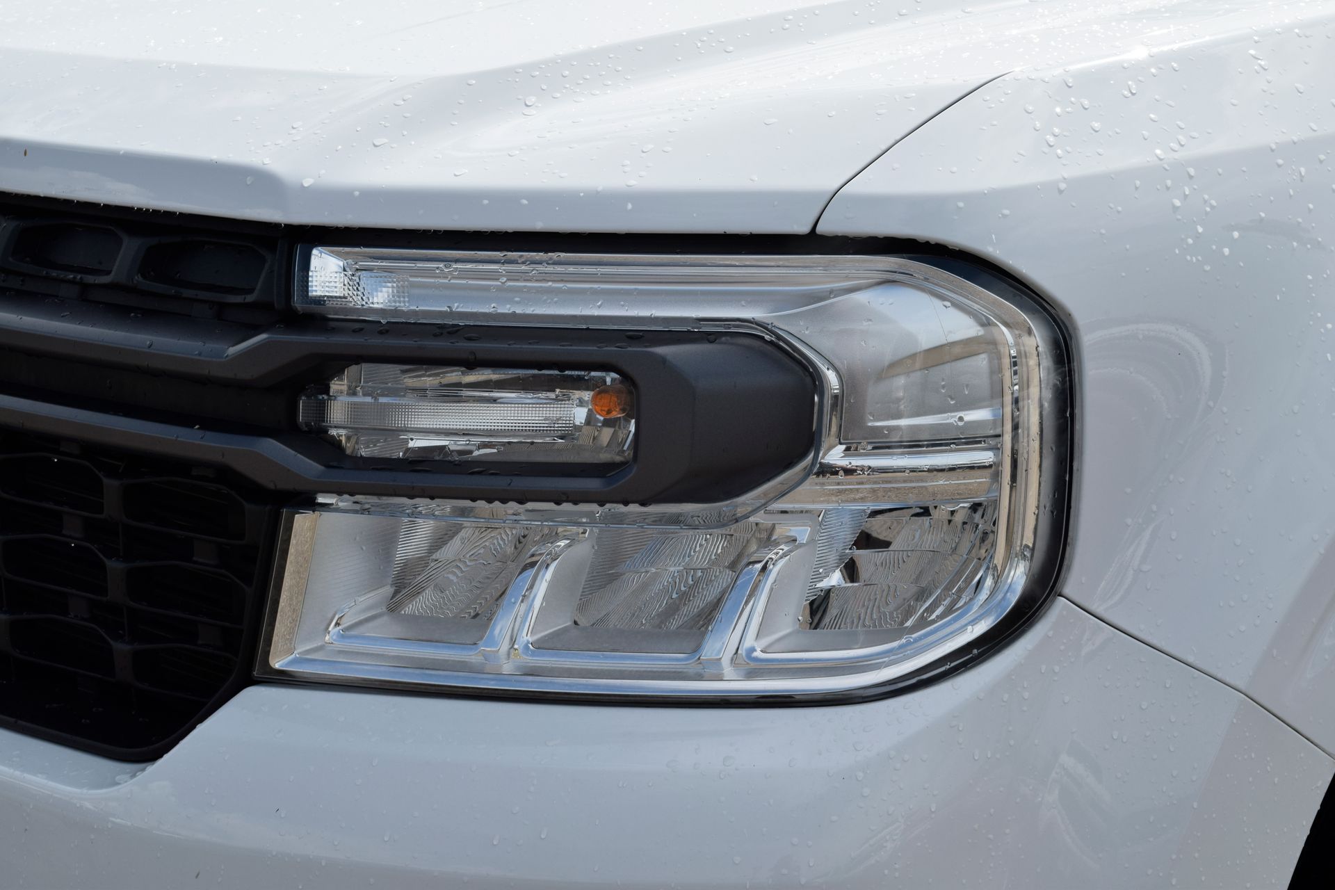 2024 Ford Maverick XLT White at South Houston Nissan