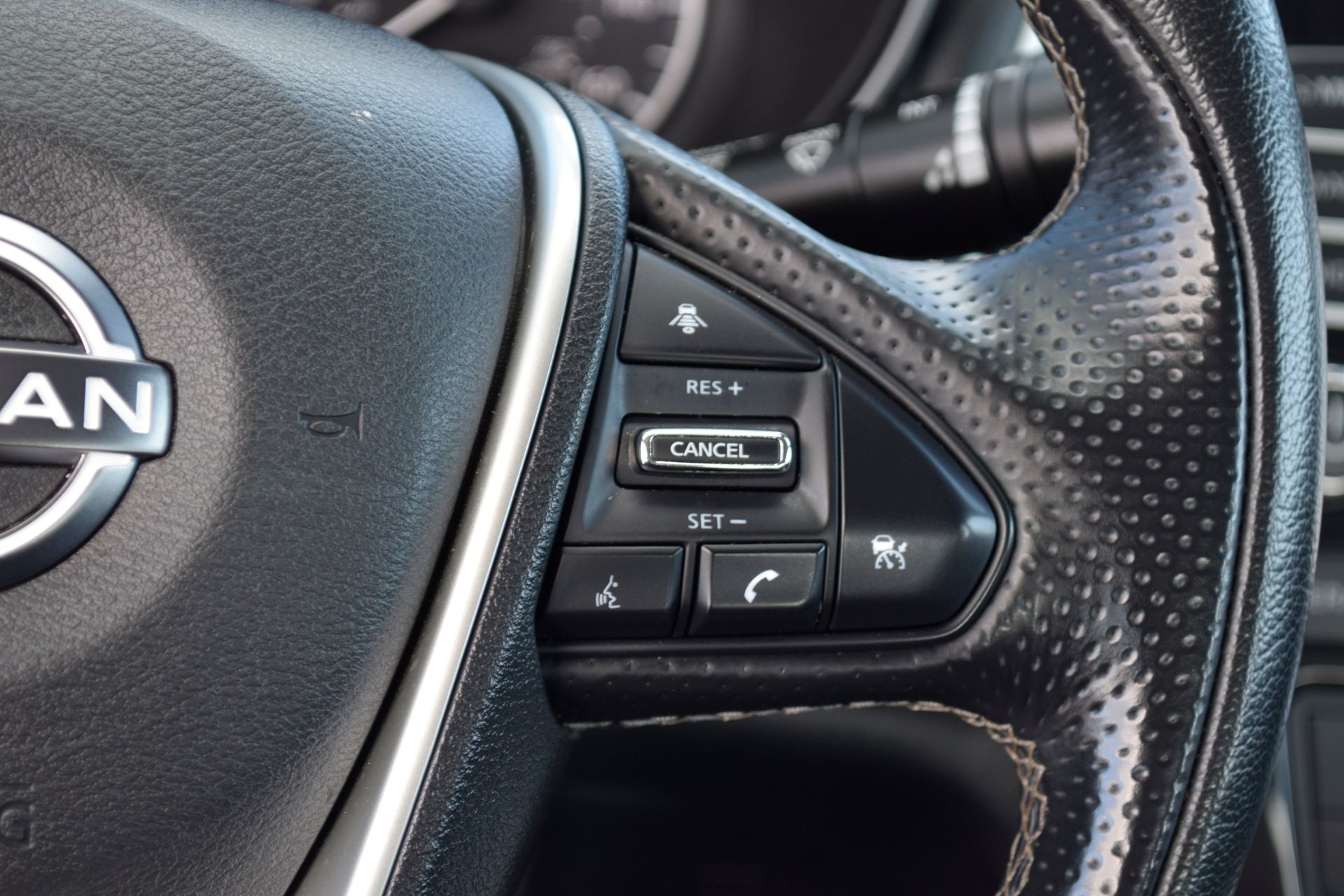 2023 Nissan Maxima SV White at AutoSavvy Houston Southwest