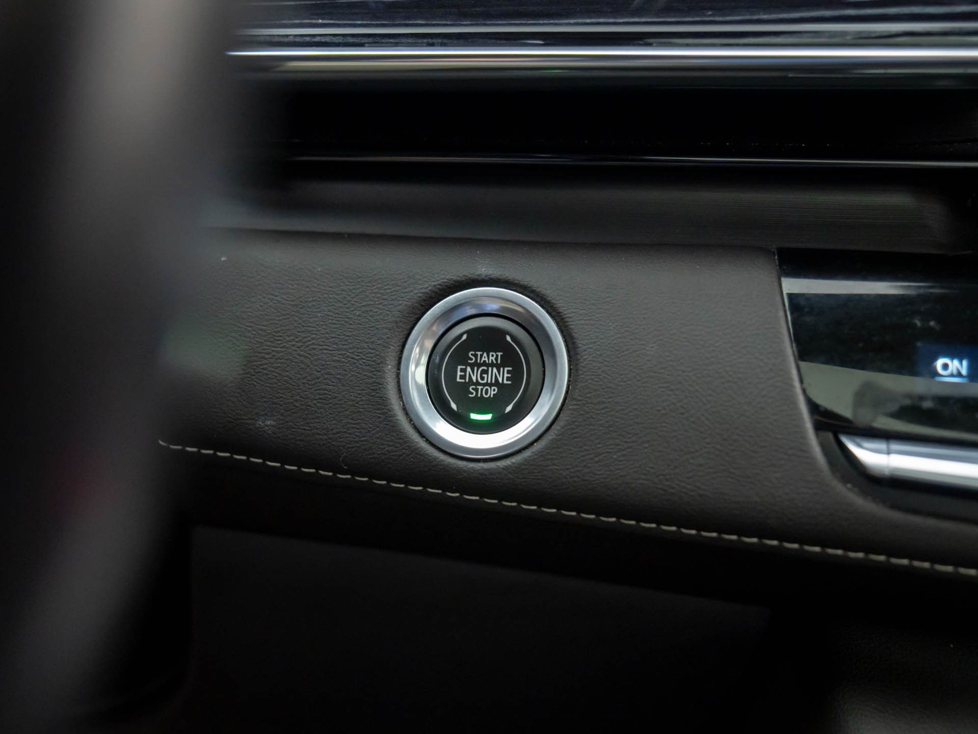 2023 Cadillac Escalade Sport photo